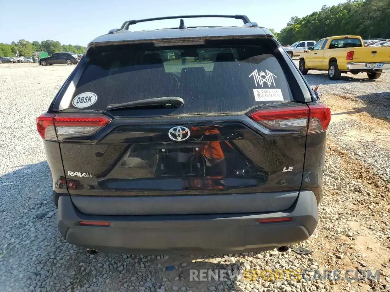 6 Photograph of a damaged car 2T3H1RFV1LW078245 TOYOTA RAV4 2020