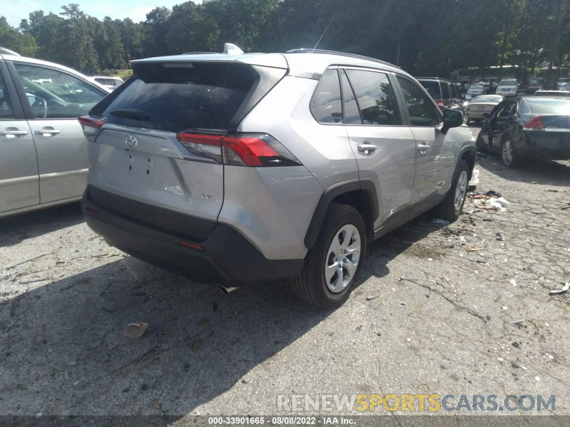 4 Photograph of a damaged car 2T3H1RFV2LC064887 TOYOTA RAV4 2020