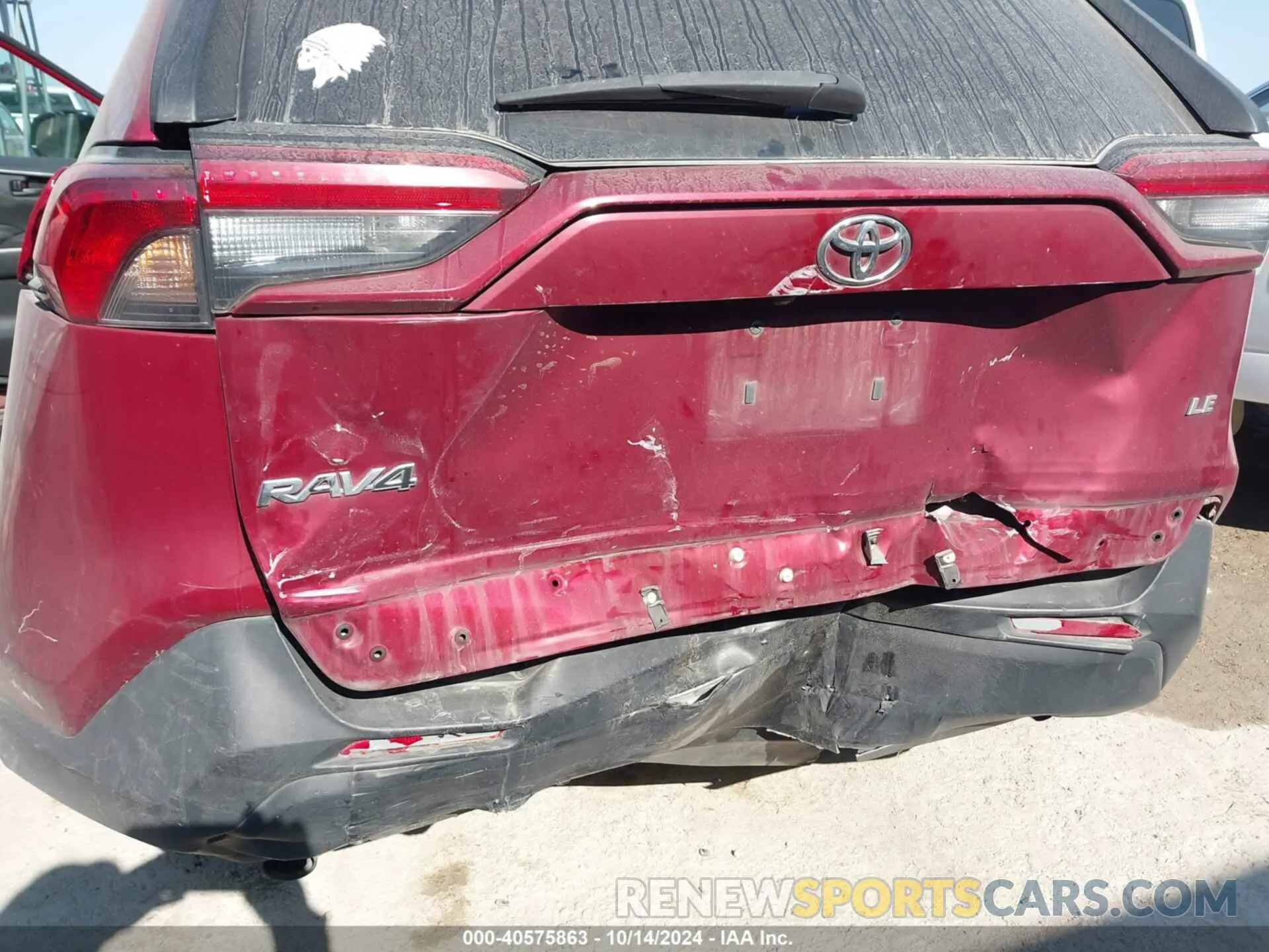 6 Photograph of a damaged car 2T3H1RFV2LW097726 TOYOTA RAV4 2020