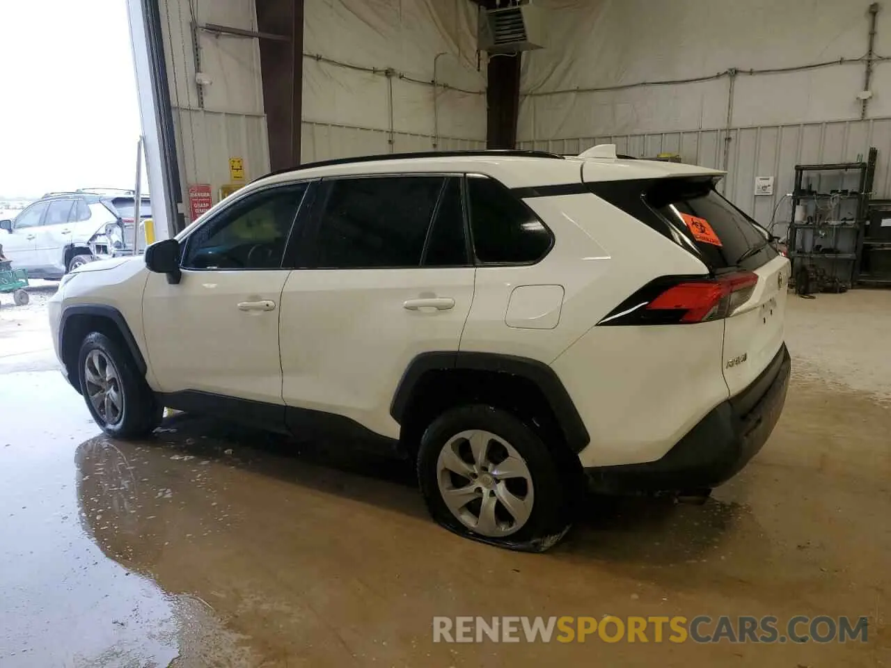 2 Photograph of a damaged car 2T3H1RFV3LC035446 TOYOTA RAV4 2020