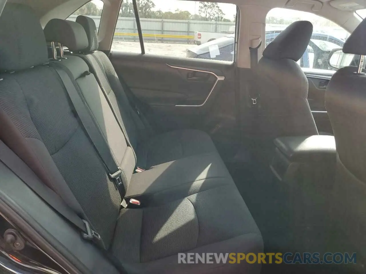 11 Фотография поврежденного автомобиля 2T3H1RFV3LC043482 TOYOTA RAV4 2020