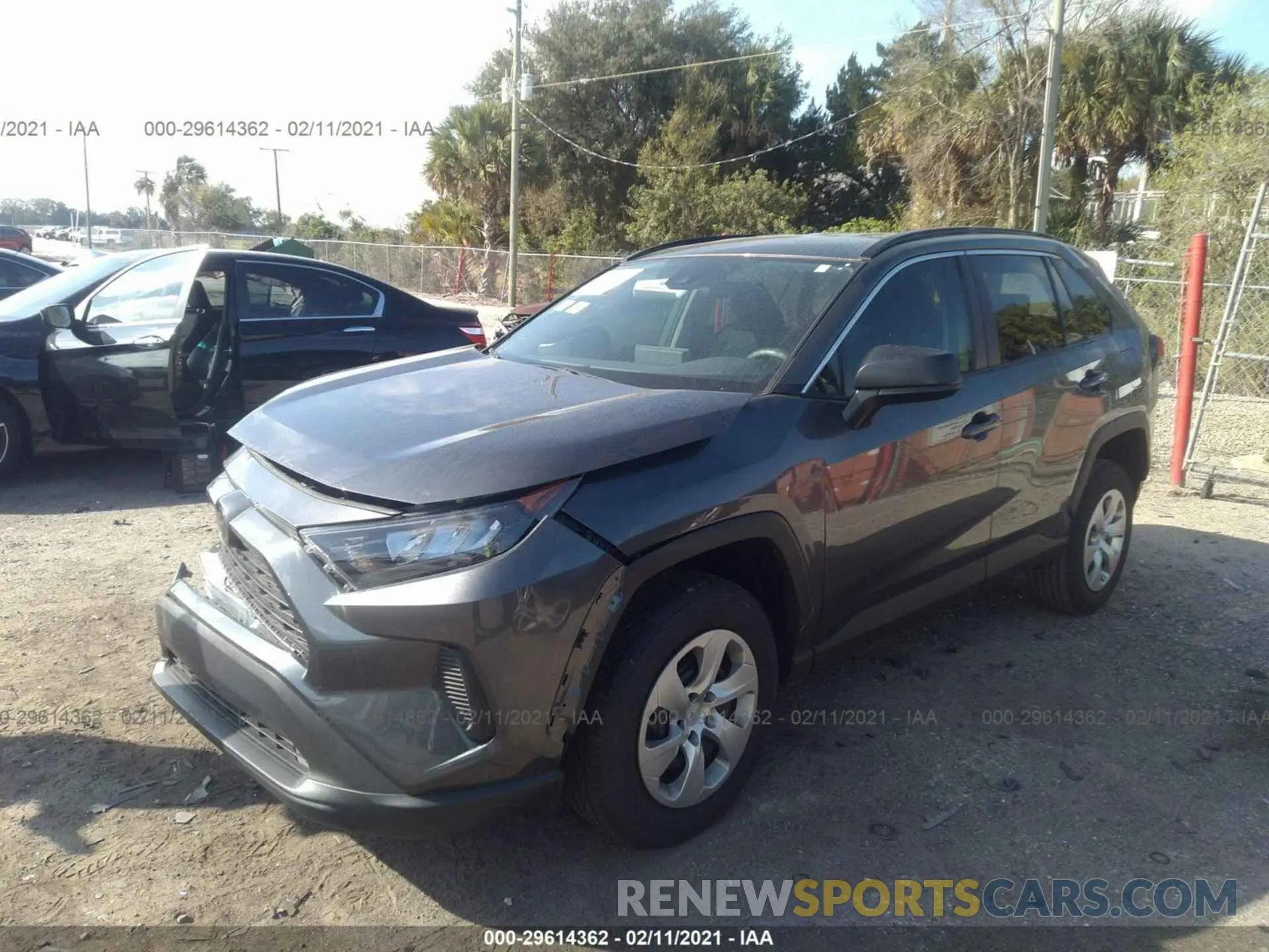 2 Photograph of a damaged car 2T3H1RFV3LC066325 TOYOTA RAV4 2020
