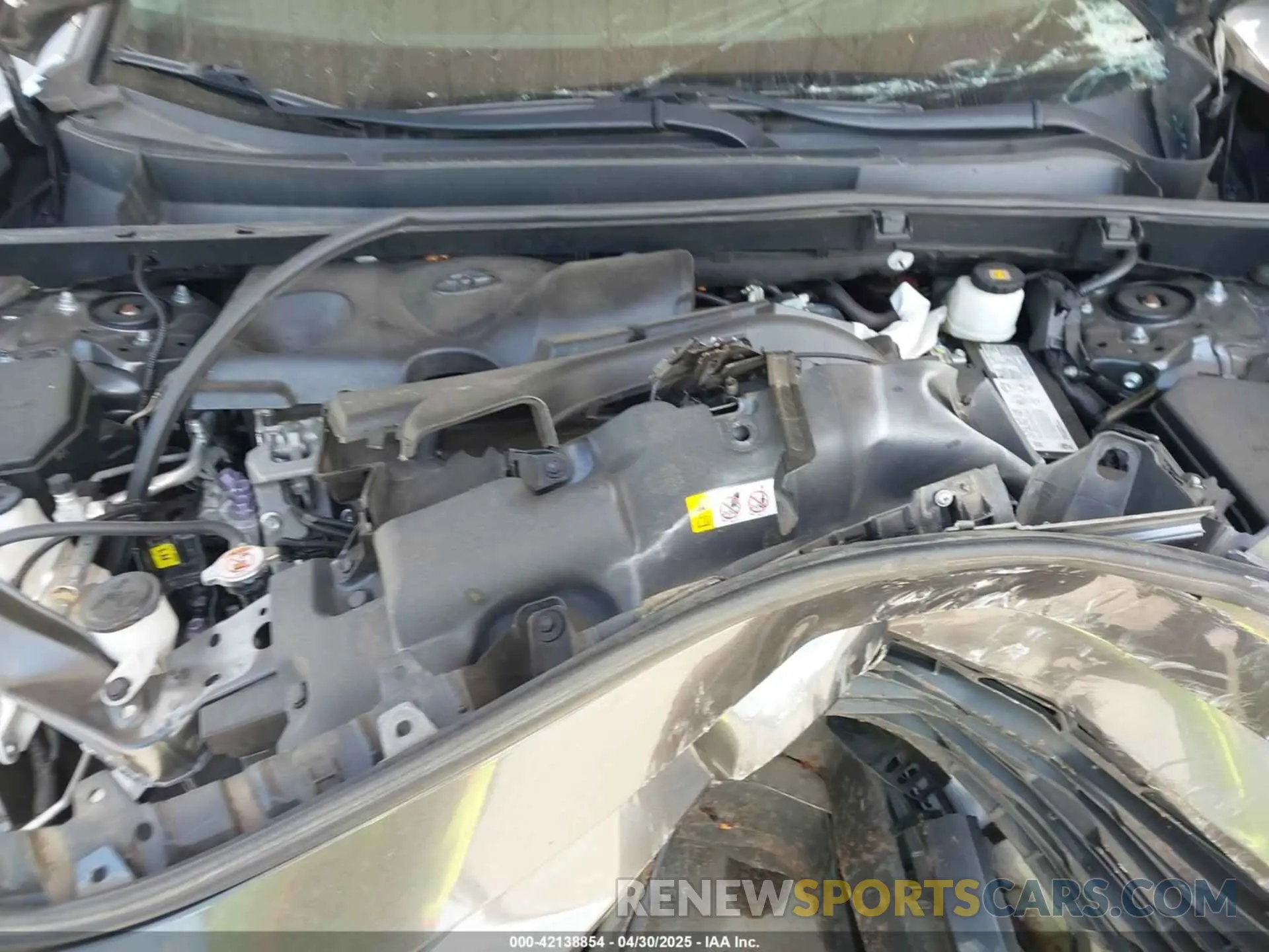 10 Photograph of a damaged car 2T3H1RFV3LC068821 TOYOTA RAV4 2020