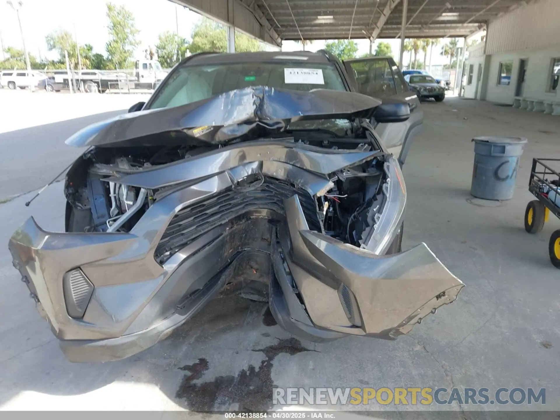 13 Photograph of a damaged car 2T3H1RFV3LC068821 TOYOTA RAV4 2020