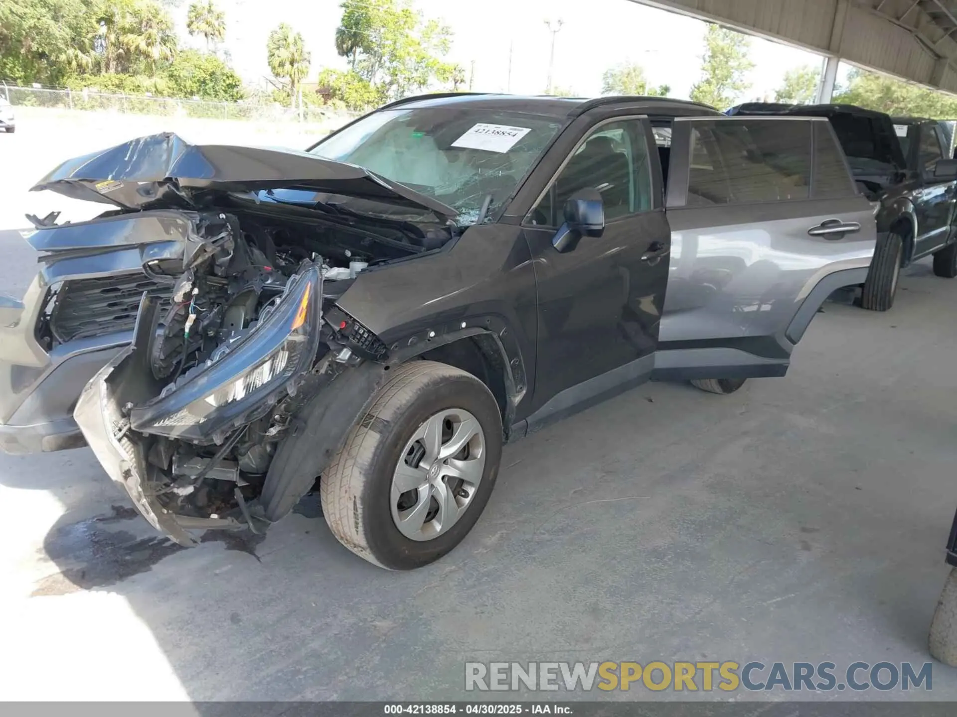 2 Photograph of a damaged car 2T3H1RFV3LC068821 TOYOTA RAV4 2020