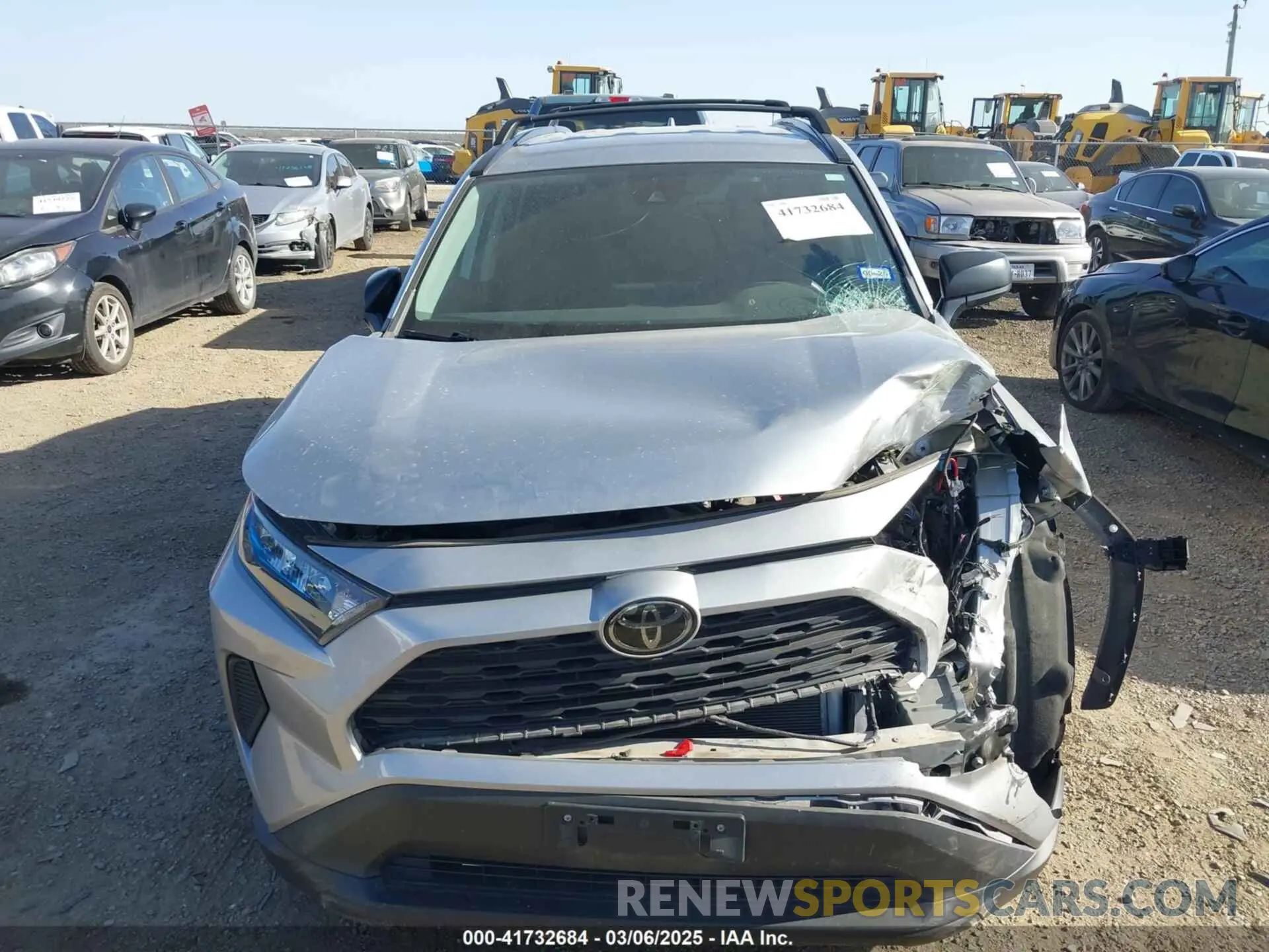 12 Photograph of a damaged car 2T3H1RFV3LW088078 TOYOTA RAV4 2020