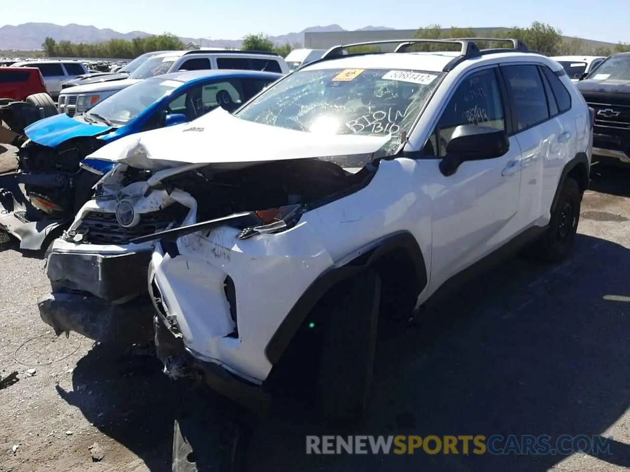 2 Фотография поврежденного автомобиля 2T3H1RFV3LW095614 TOYOTA RAV4 2020