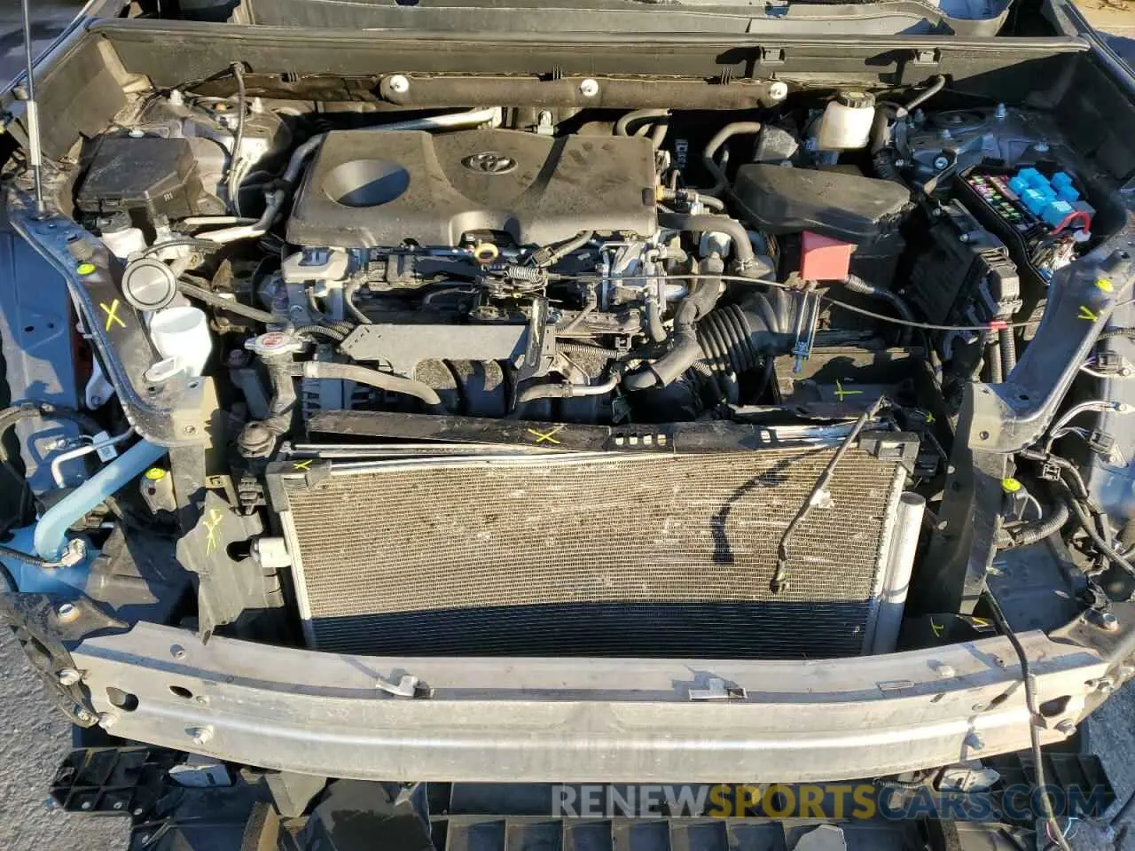 13 Photograph of a damaged car 2T3H1RFV4LC038775 TOYOTA RAV4 2020
