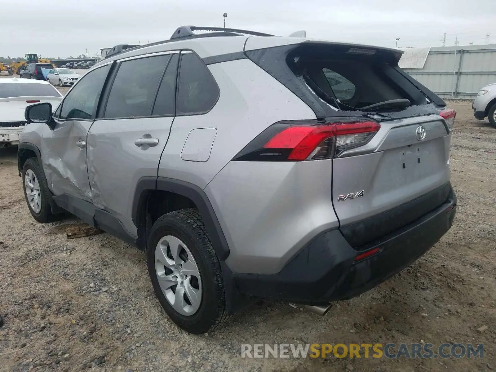 3 Photograph of a damaged car 2T3H1RFV4LC045175 TOYOTA RAV4 2020