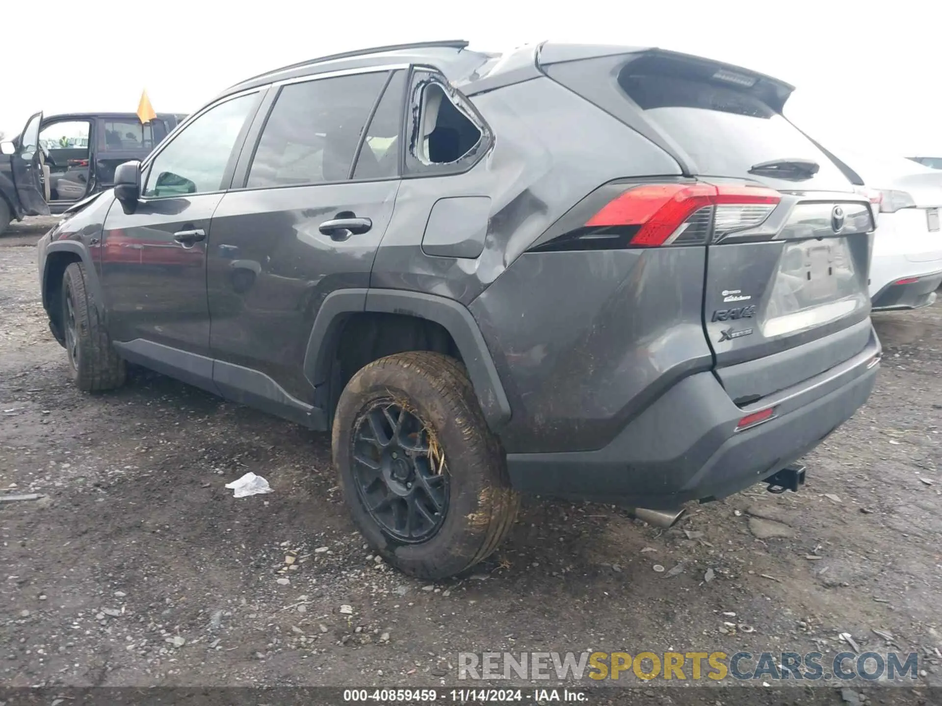 3 Photograph of a damaged car 2T3H1RFV4LC078578 TOYOTA RAV4 2020