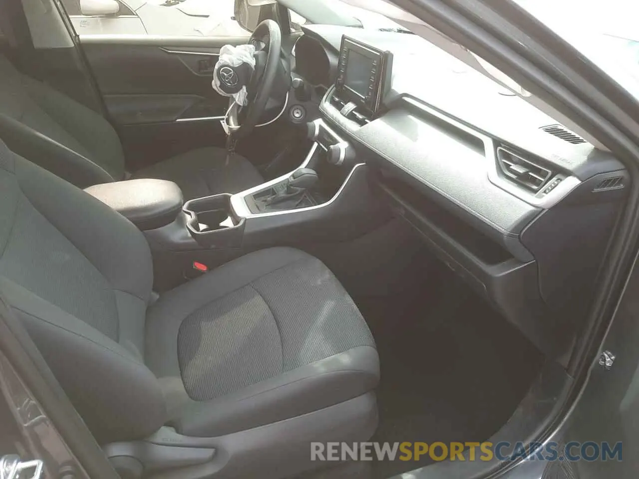 5 Фотография поврежденного автомобиля 2T3H1RFV4LC082744 TOYOTA RAV4 2020