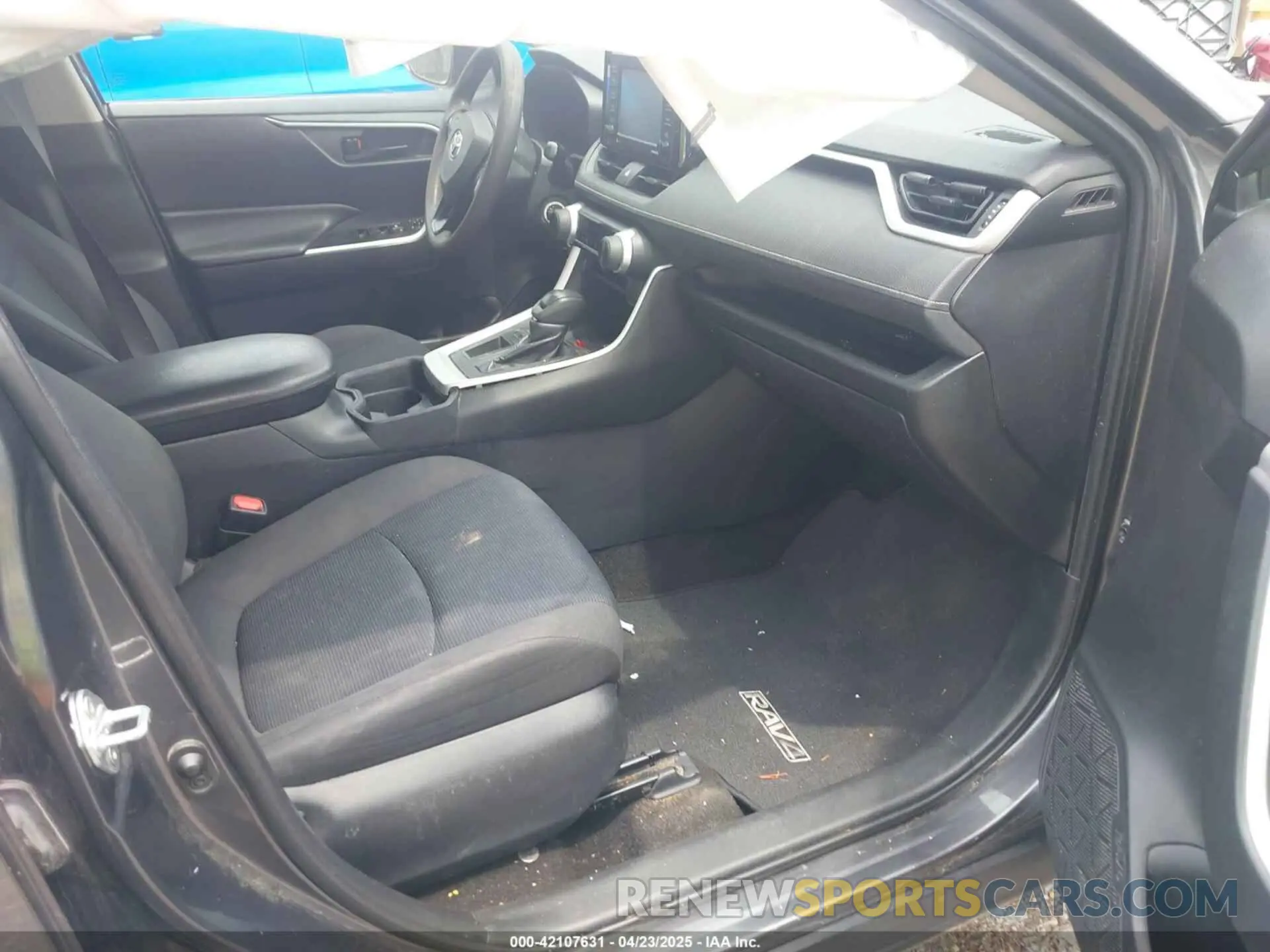 5 Фотография поврежденного автомобиля 2T3H1RFV4LW059642 TOYOTA RAV4 2020