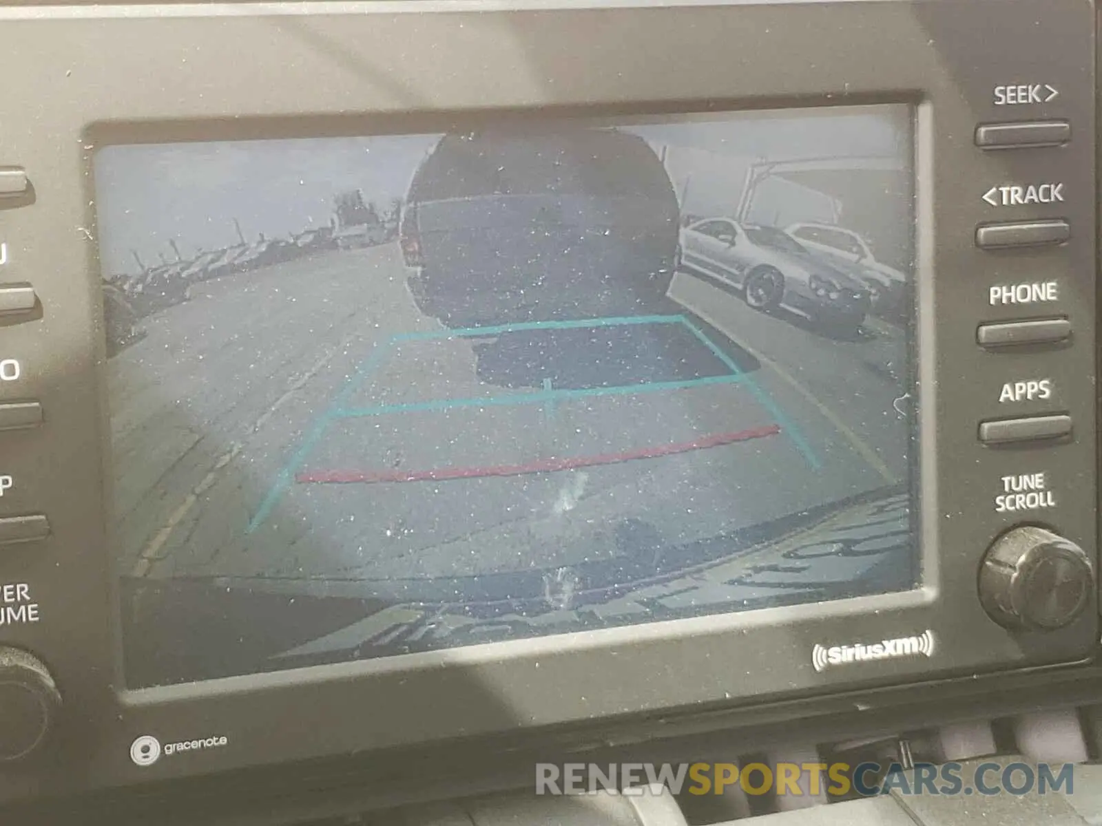 9 Photograph of a damaged car 2T3H1RFV4LW069720 TOYOTA RAV4 2020