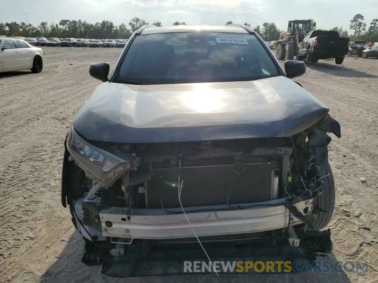 5 Photograph of a damaged car 2T3H1RFV4LW070558 TOYOTA RAV4 2020