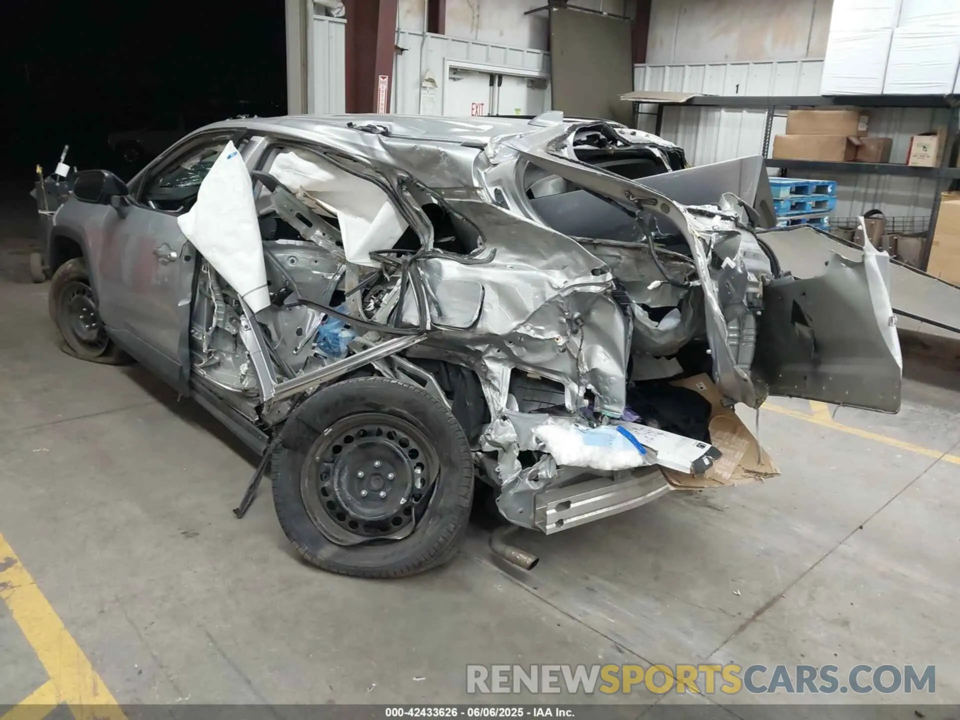 3 Photograph of a damaged car 2T3H1RFV4LW077400 TOYOTA RAV4 2020