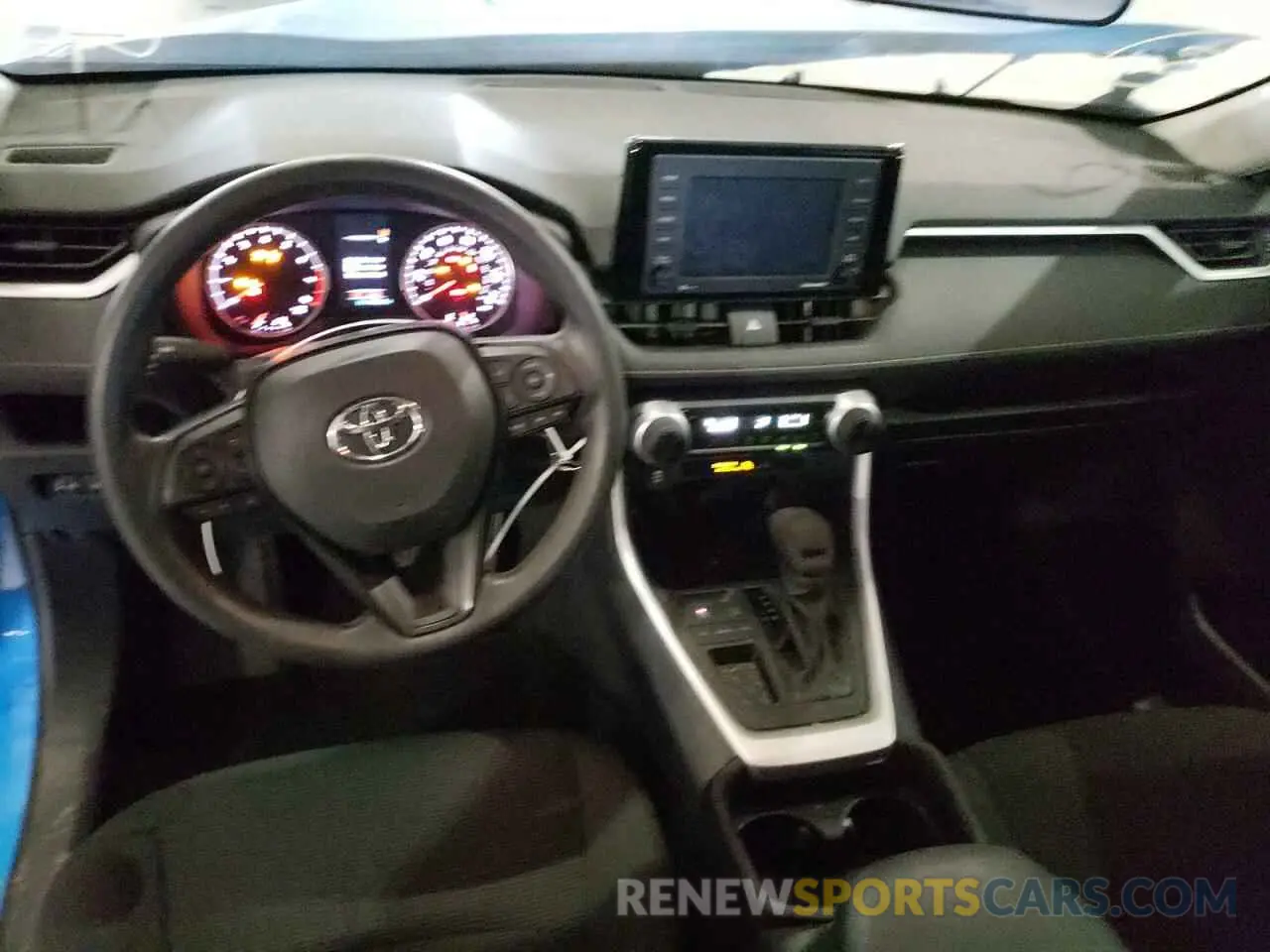 9 Photograph of a damaged car 2T3H1RFV5LC053978 TOYOTA RAV4 2020