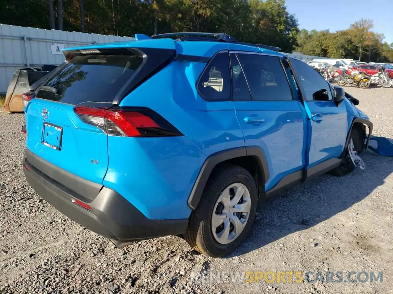 4 Фотография поврежденного автомобиля 2T3H1RFV5LC076497 TOYOTA RAV4 2020