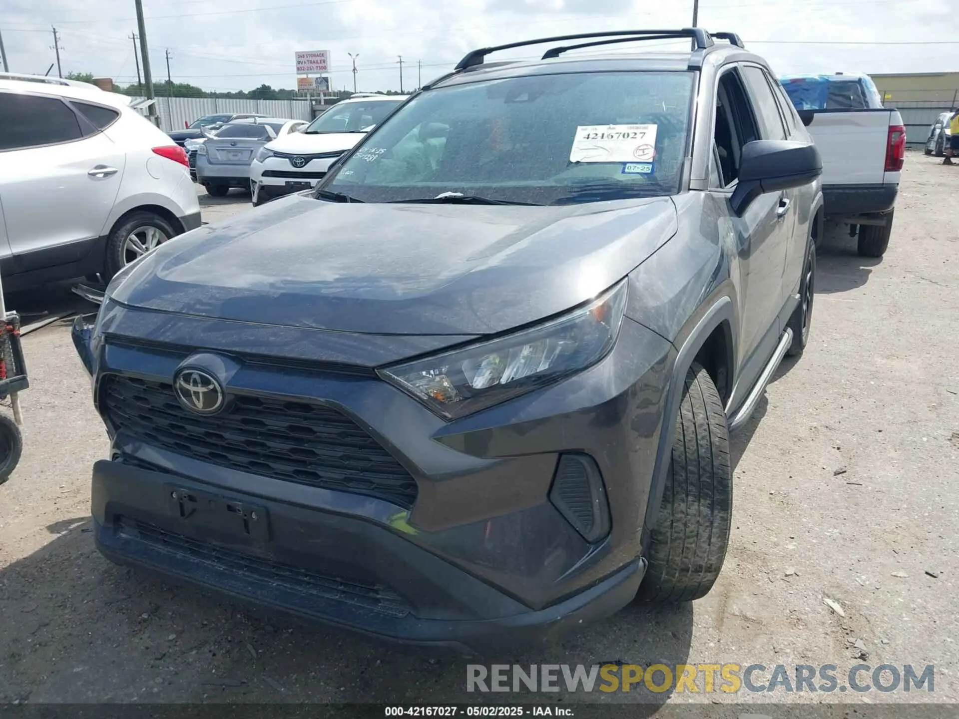 2 Photograph of a damaged car 2T3H1RFV5LW059634 TOYOTA RAV4 2020