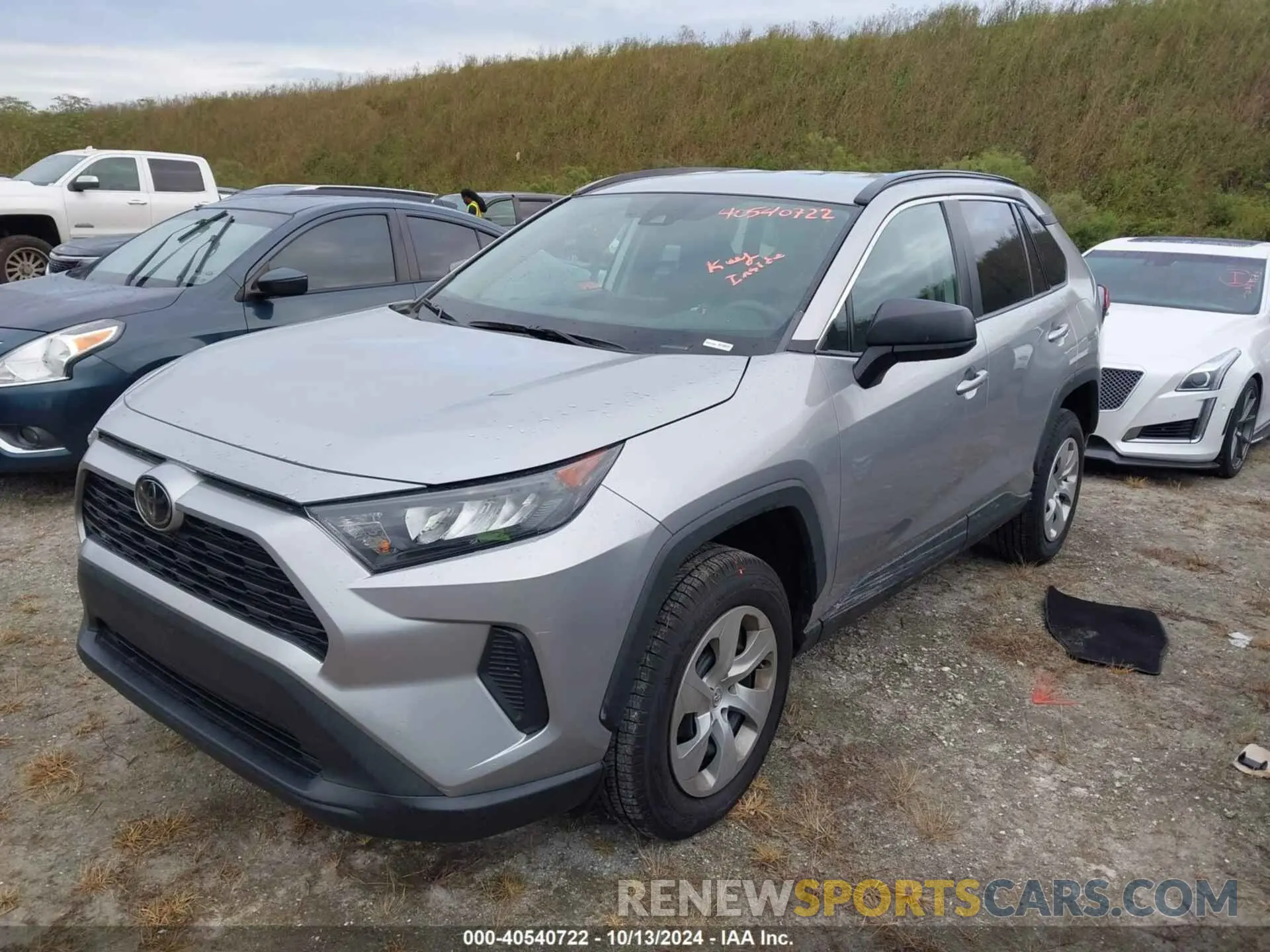 2 Photograph of a damaged car 2T3H1RFV6LC065718 TOYOTA RAV4 2020
