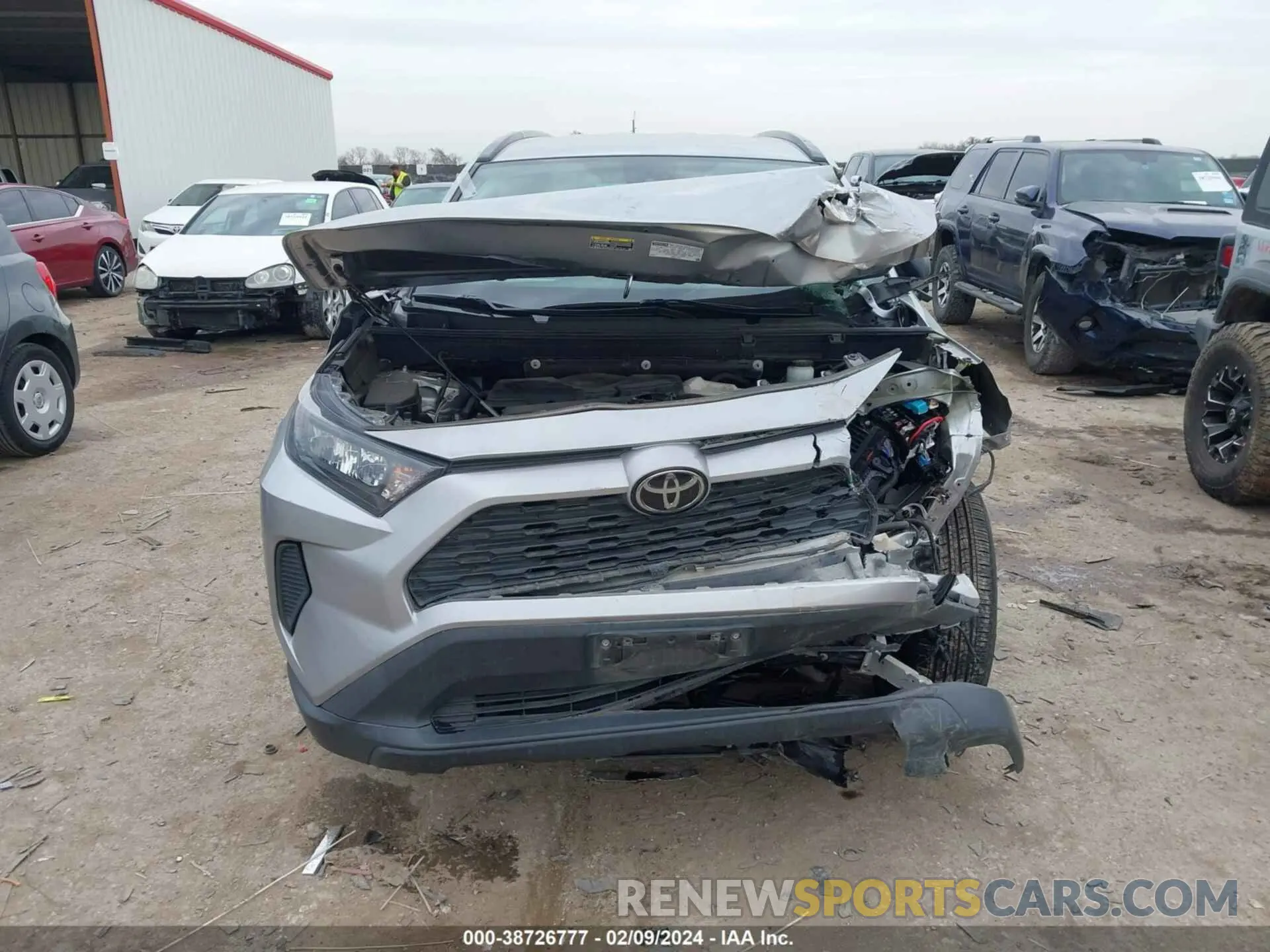 12 Фотография поврежденного автомобиля 2T3H1RFV7LC042030 TOYOTA RAV4 2020