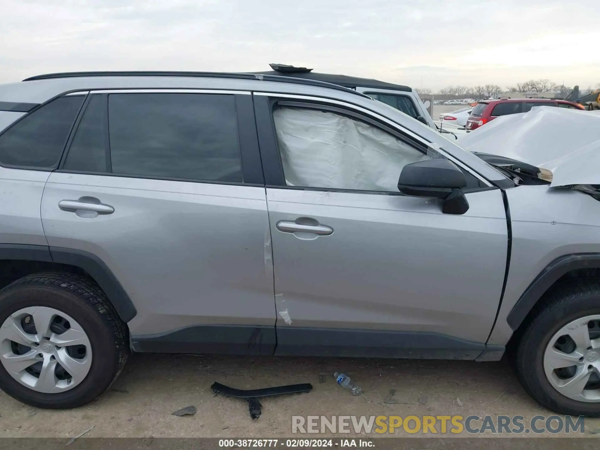 13 Фотография поврежденного автомобиля 2T3H1RFV7LC042030 TOYOTA RAV4 2020