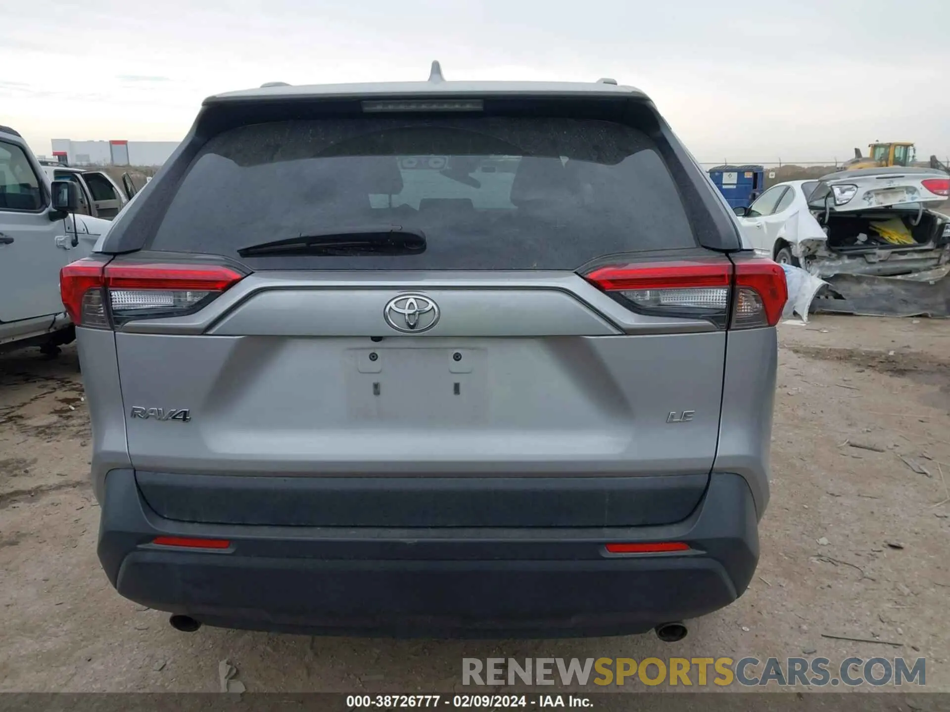 16 Фотография поврежденного автомобиля 2T3H1RFV7LC042030 TOYOTA RAV4 2020