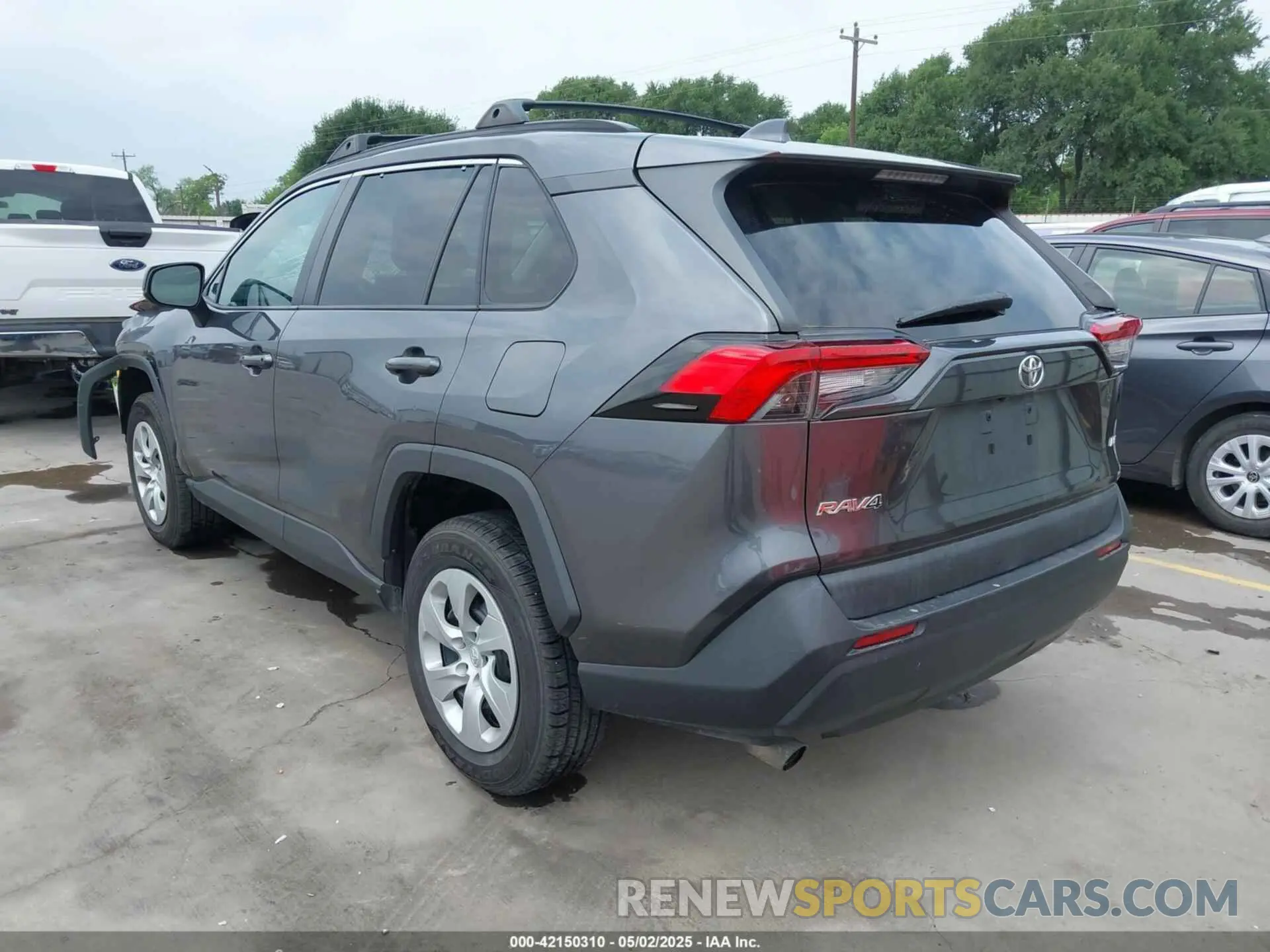 3 Фотография поврежденного автомобиля 2T3H1RFV7LC047566 TOYOTA RAV4 2020