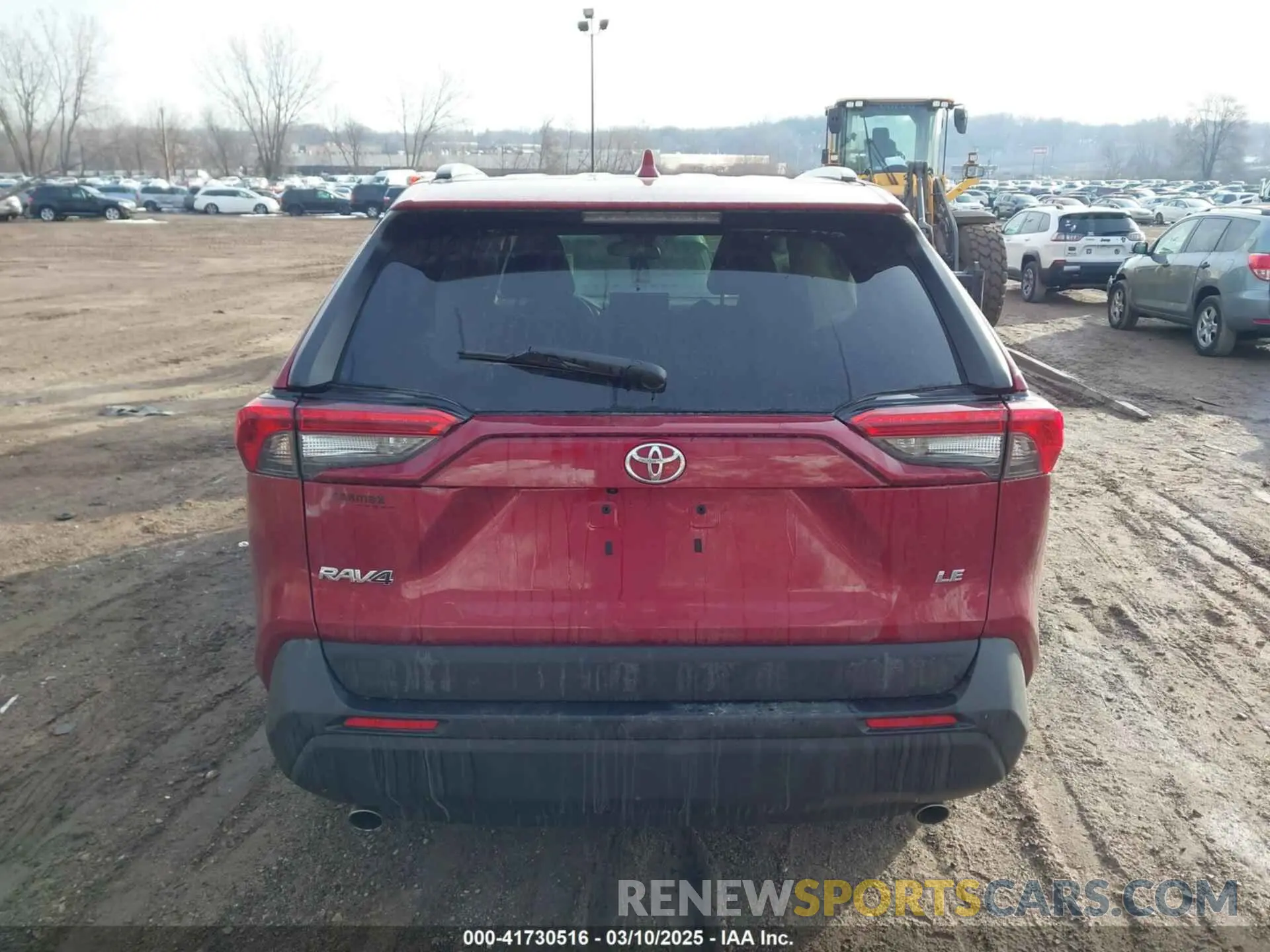 17 Photograph of a damaged car 2T3H1RFV7LC066893 TOYOTA RAV4 2020