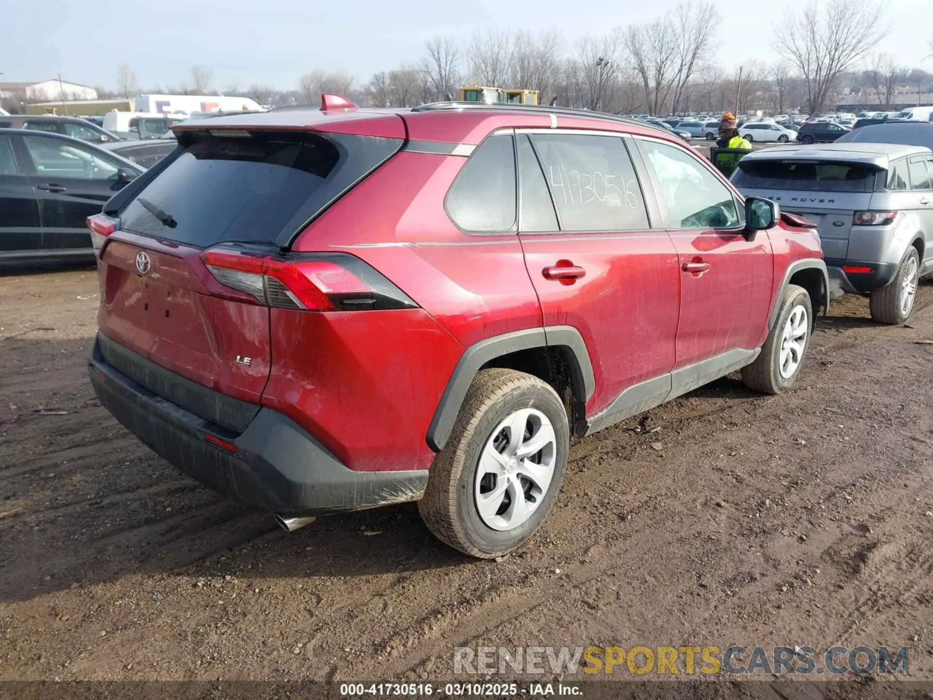 4 Photograph of a damaged car 2T3H1RFV7LC066893 TOYOTA RAV4 2020