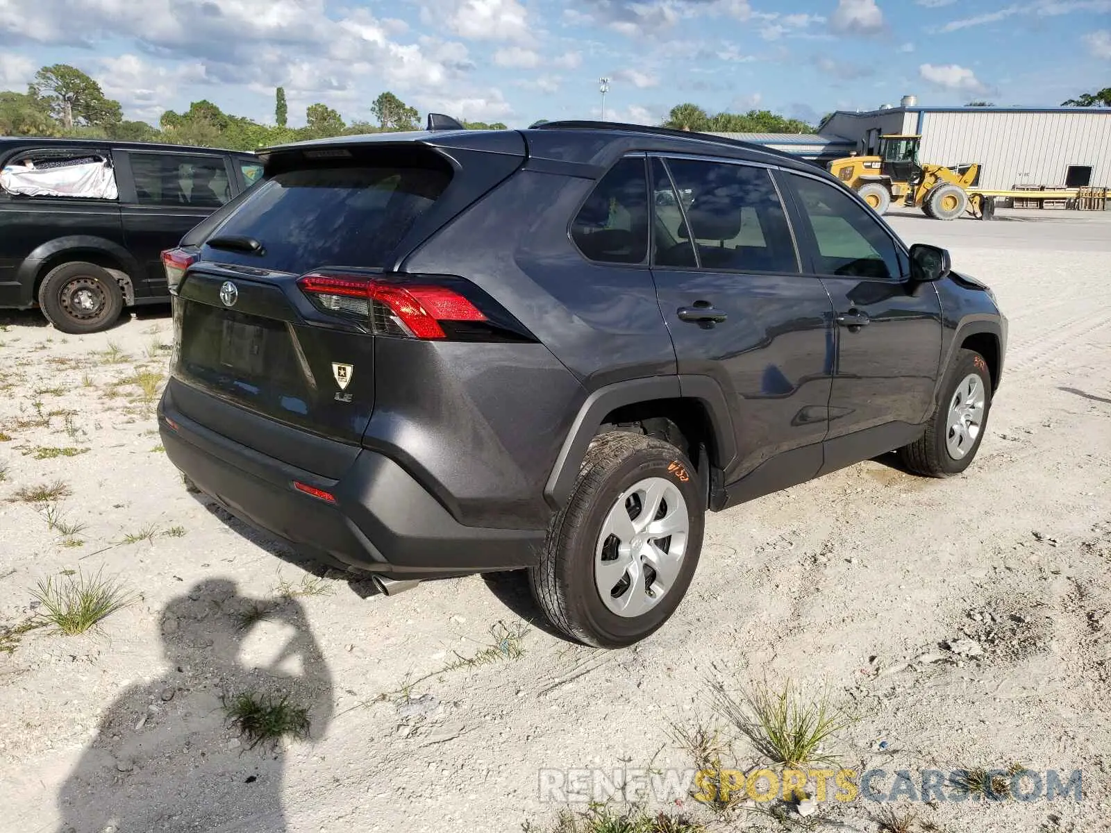4 Photograph of a damaged car 2T3H1RFV7LC067249 TOYOTA RAV4 2020