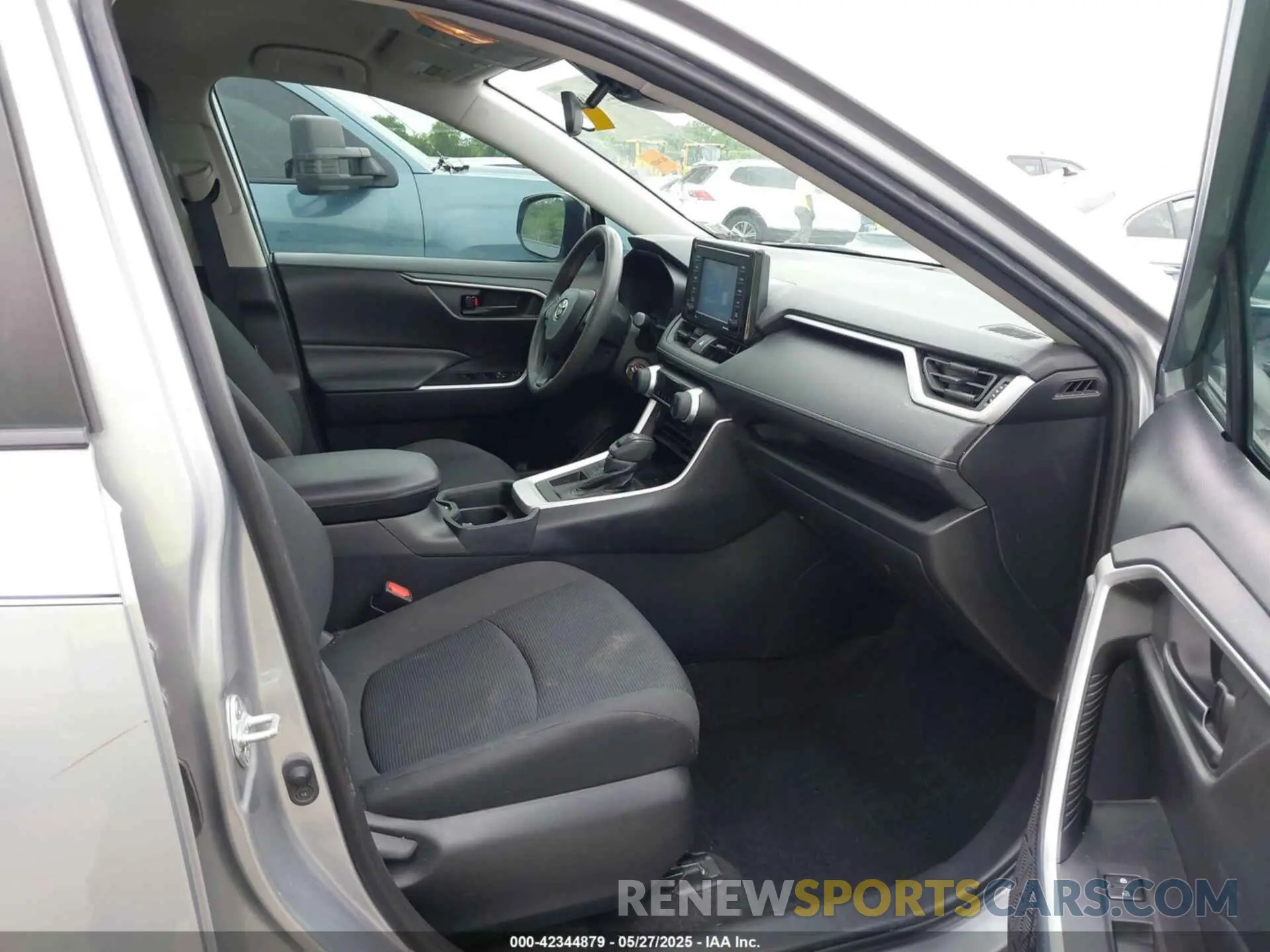 5 Фотография поврежденного автомобиля 2T3H1RFV7LC080311 TOYOTA RAV4 2020