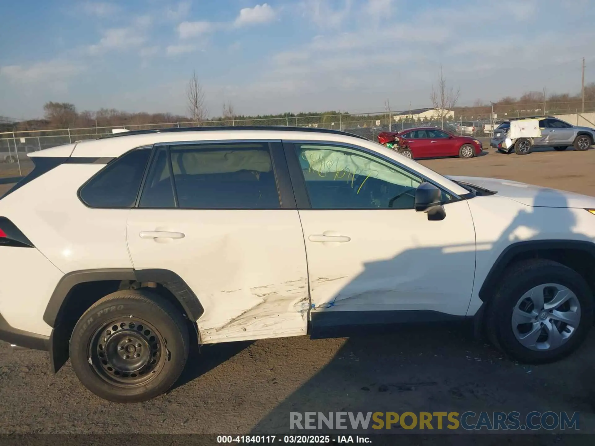 13 Photograph of a damaged car 2T3H1RFV7LW098709 TOYOTA RAV4 2020
