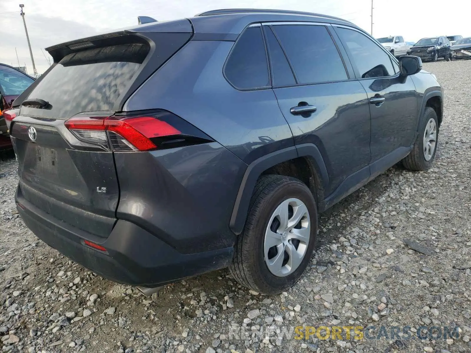 4 Photograph of a damaged car 2T3H1RFV8LC049326 TOYOTA RAV4 2020