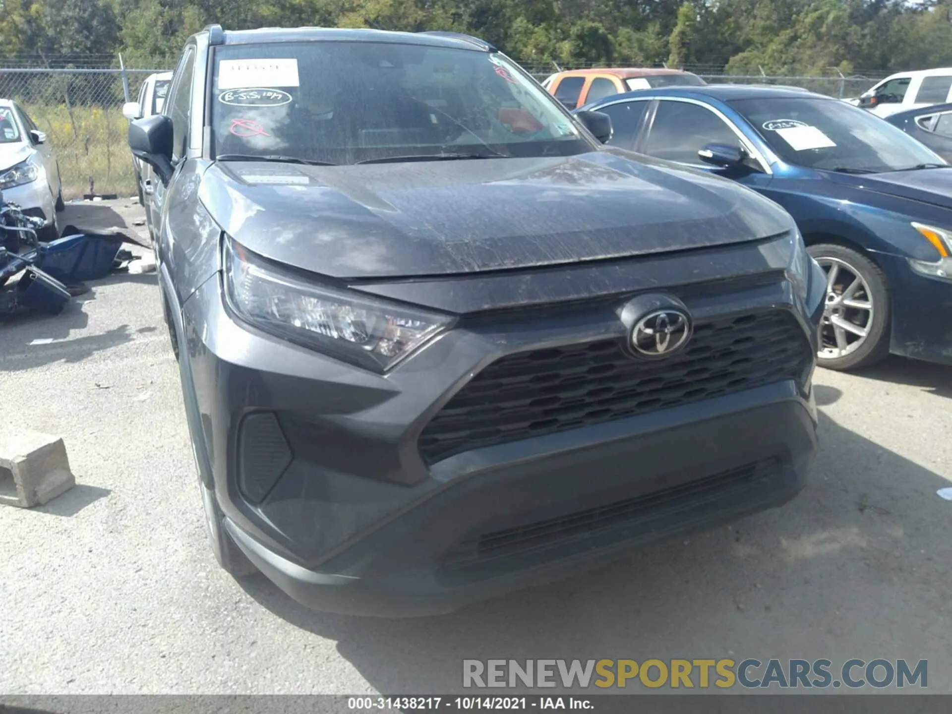 6 Фотография поврежденного автомобиля 2T3H1RFV9LC036911 TOYOTA RAV4 2020