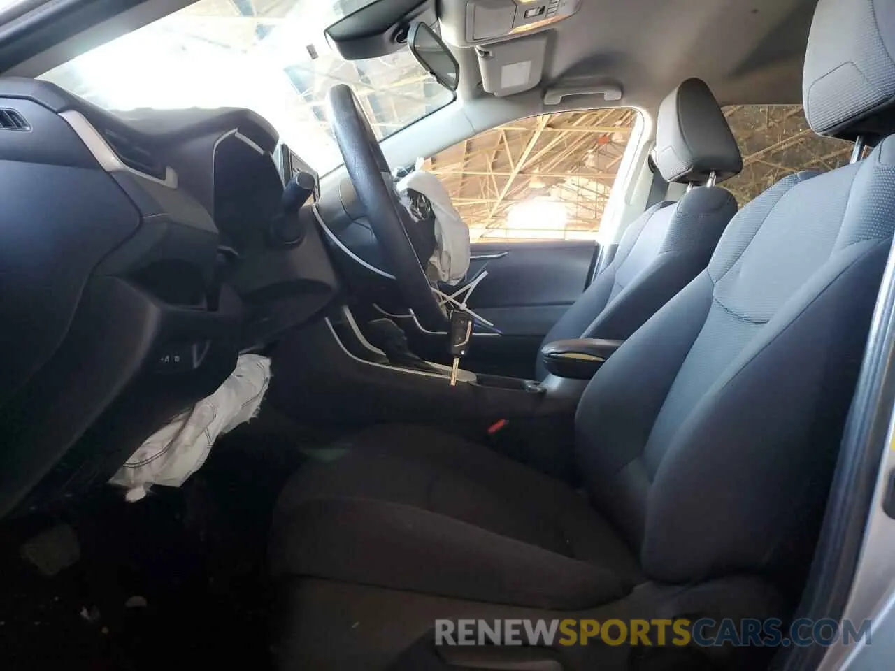 7 Фотография поврежденного автомобиля 2T3H1RFV9LW096010 TOYOTA RAV4 2020