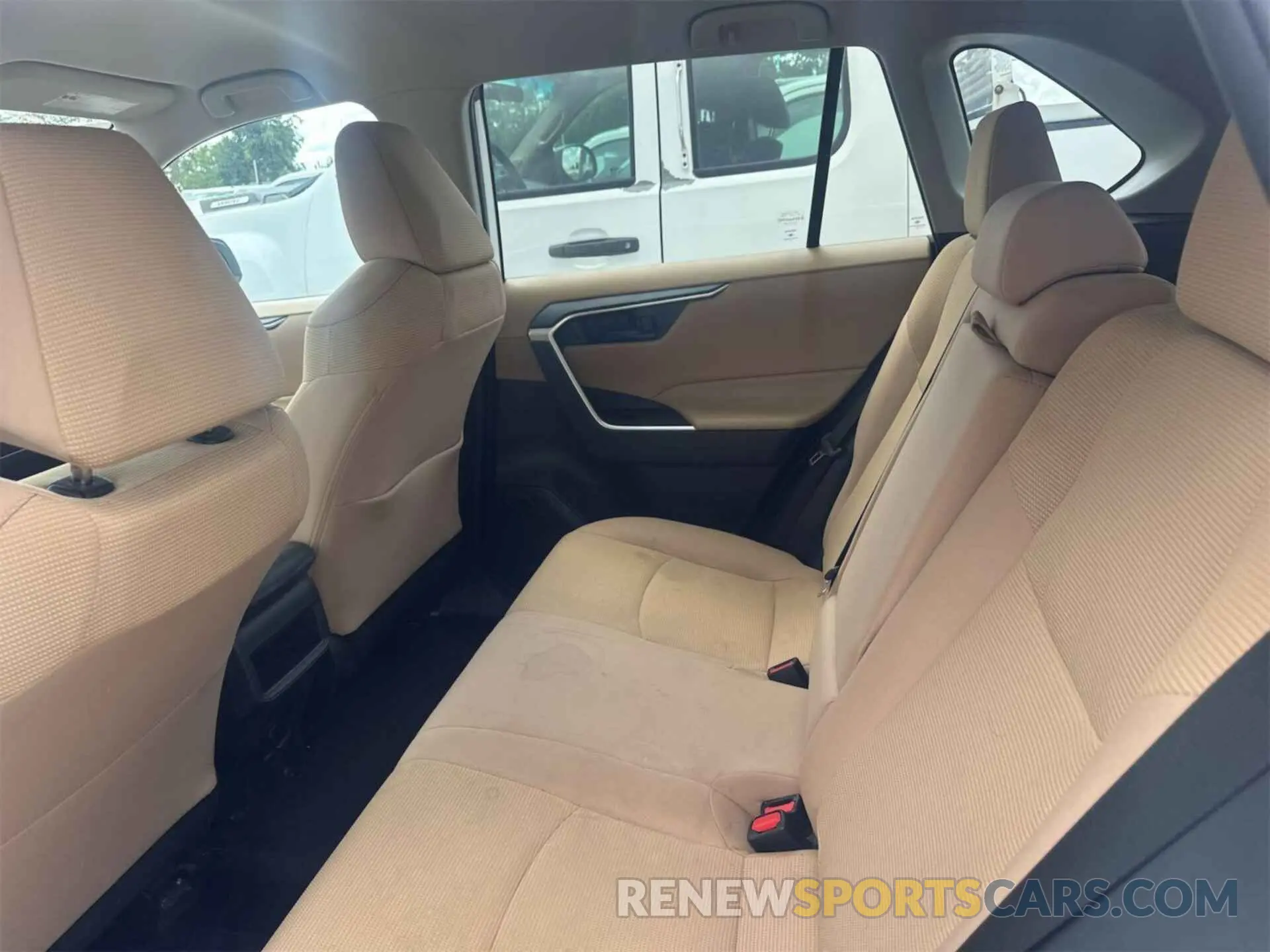 2 Фотография поврежденного автомобиля 2T3H1RFV9LW096914 TOYOTA RAV4 2020