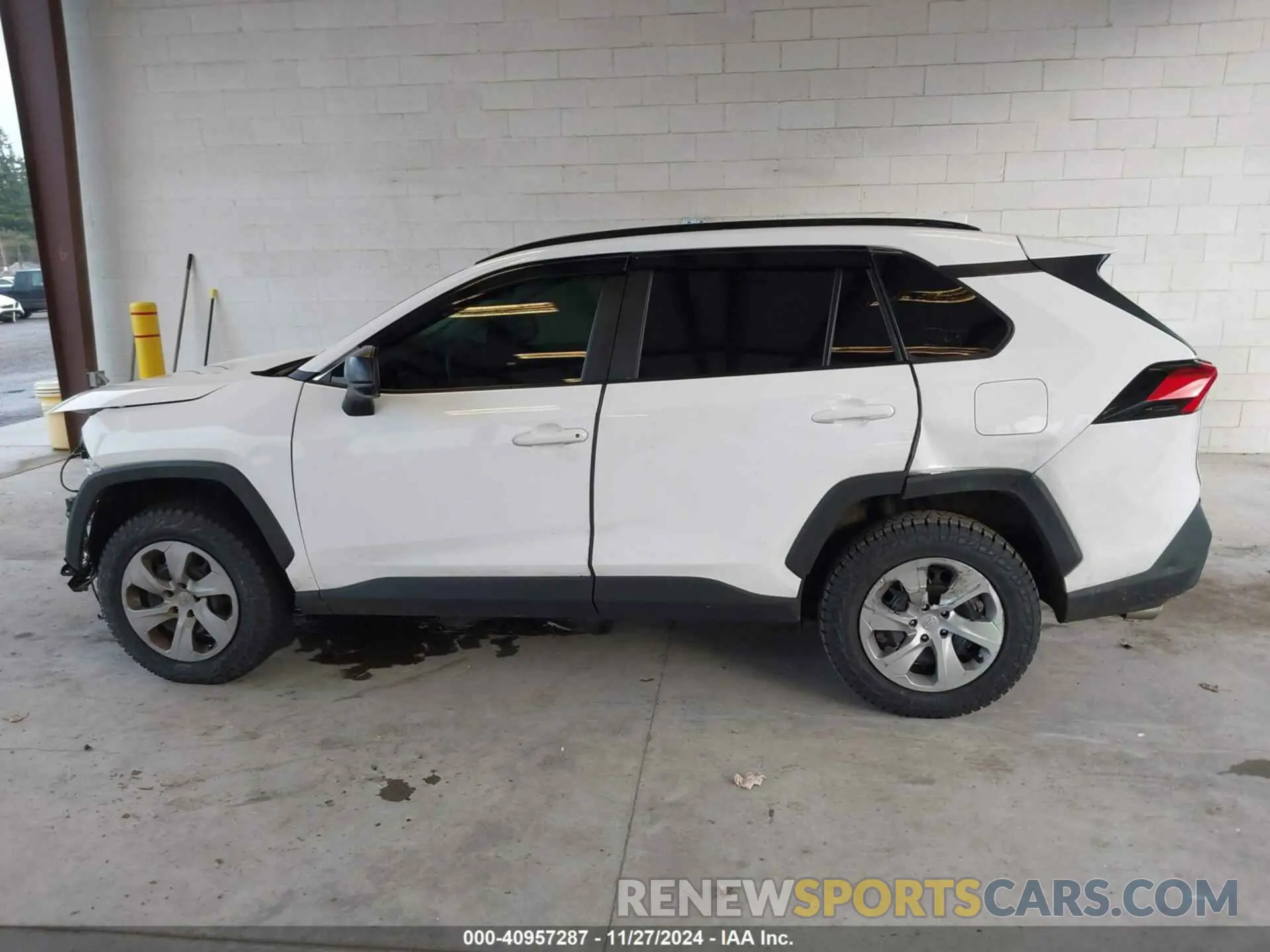 15 Фотография поврежденного автомобиля 2T3H1RFVXLC047822 TOYOTA RAV4 2020