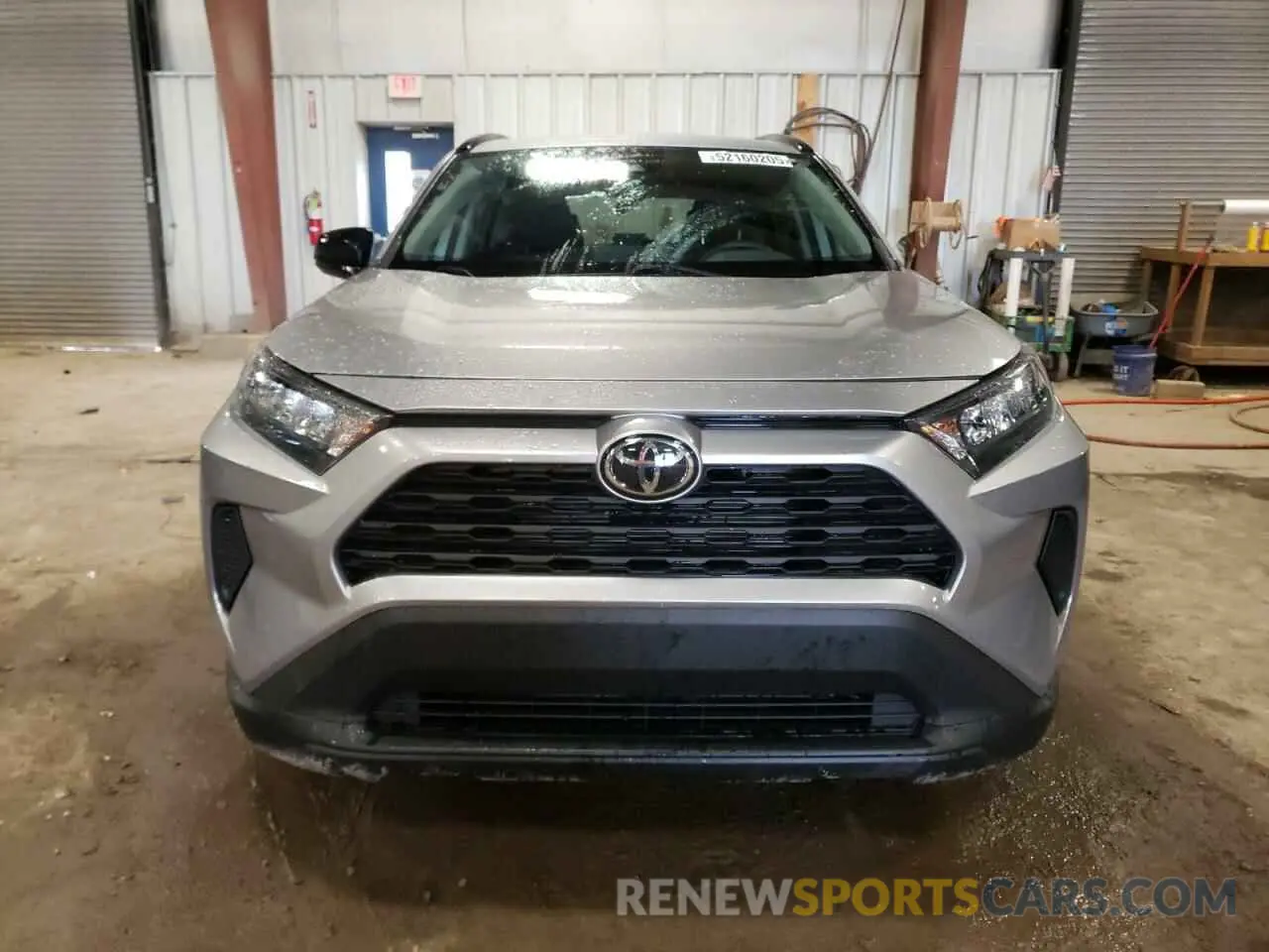 5 Photograph of a damaged car 2T3H1RFVXLC072574 TOYOTA RAV4 2020