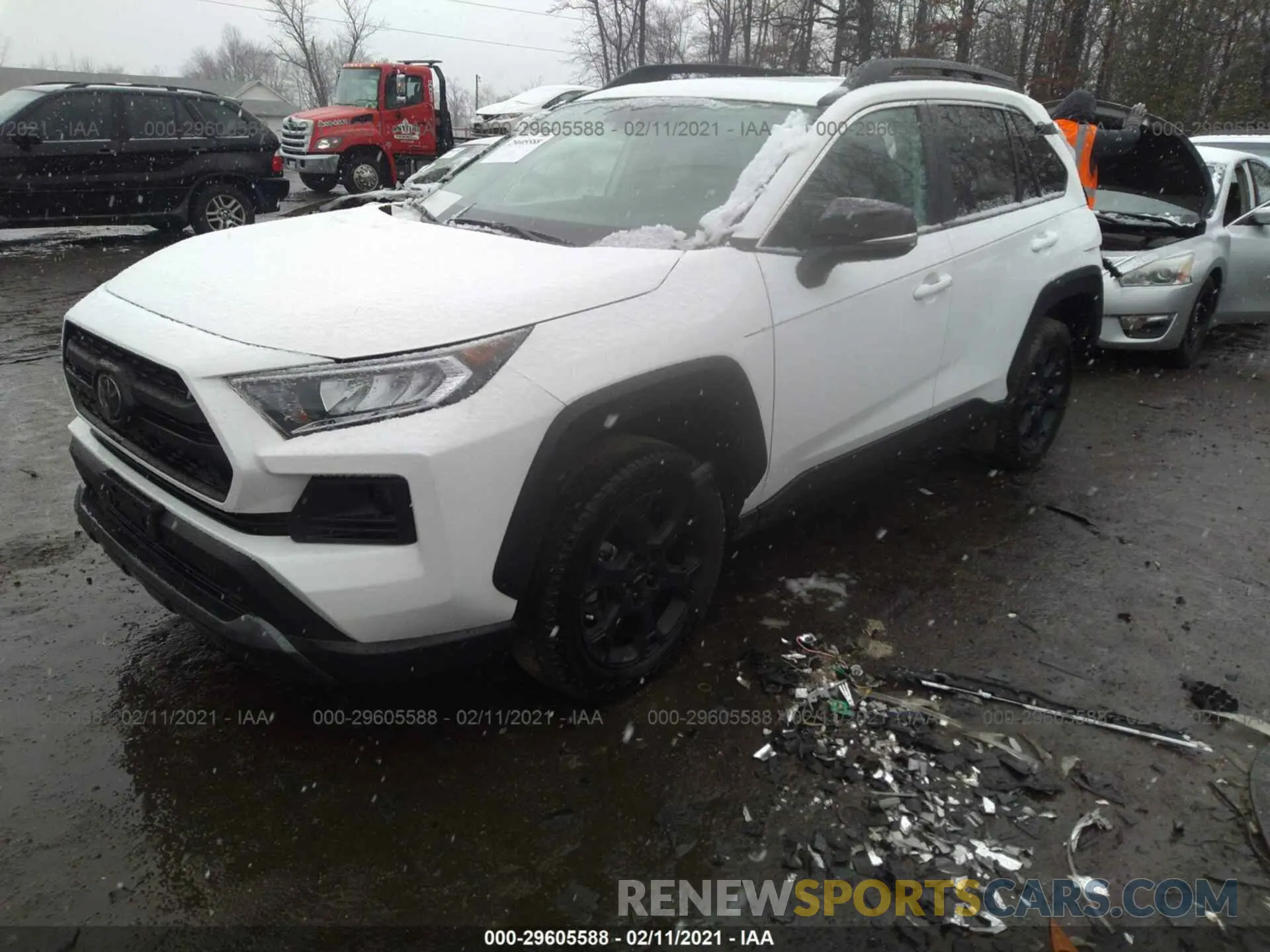 2 Photograph of a damaged car 2T3J1RFV1LC095808 TOYOTA RAV4 2020