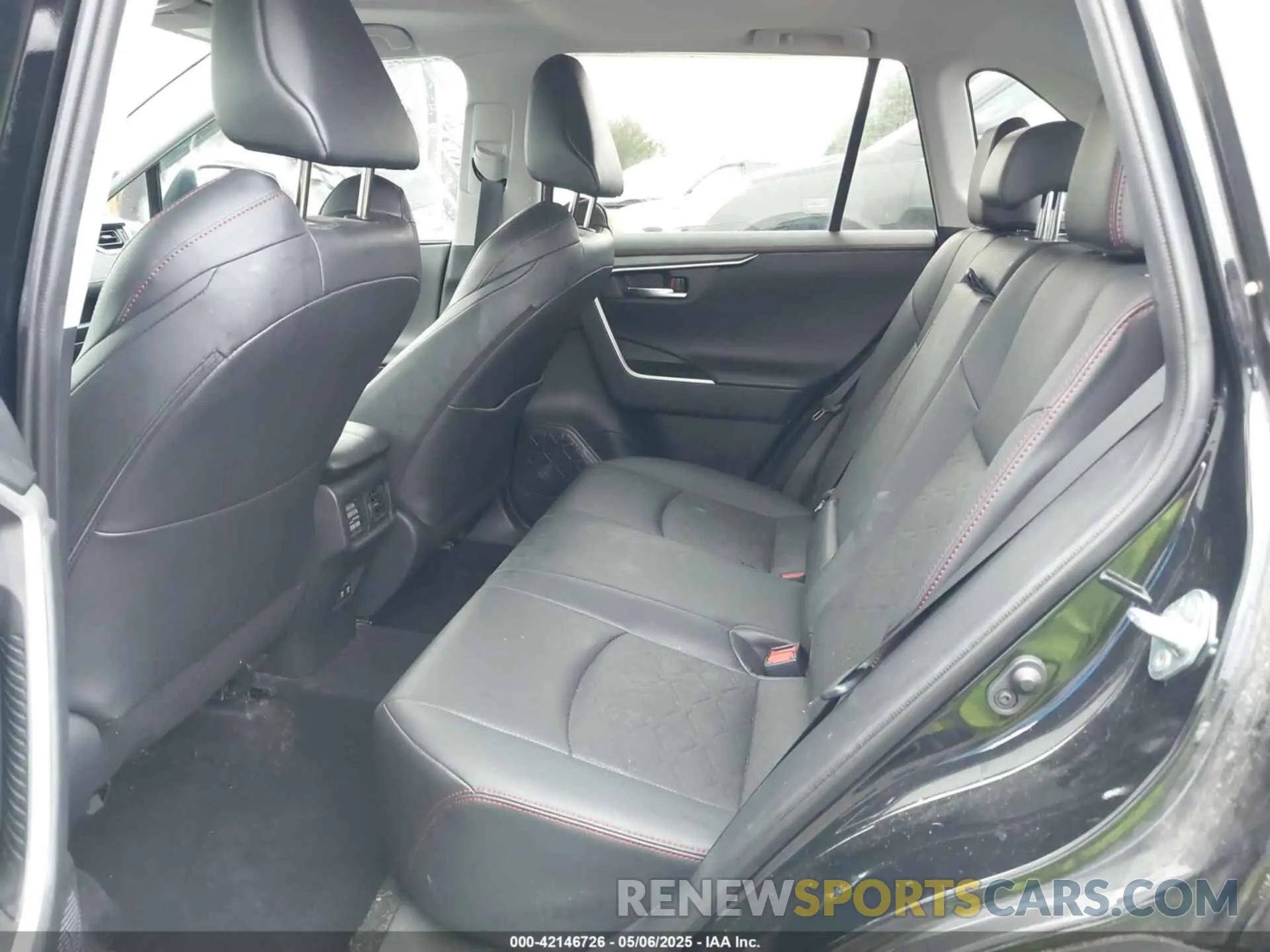 8 Фотография поврежденного автомобиля 2T3J1RFV1LC114115 TOYOTA RAV4 2020