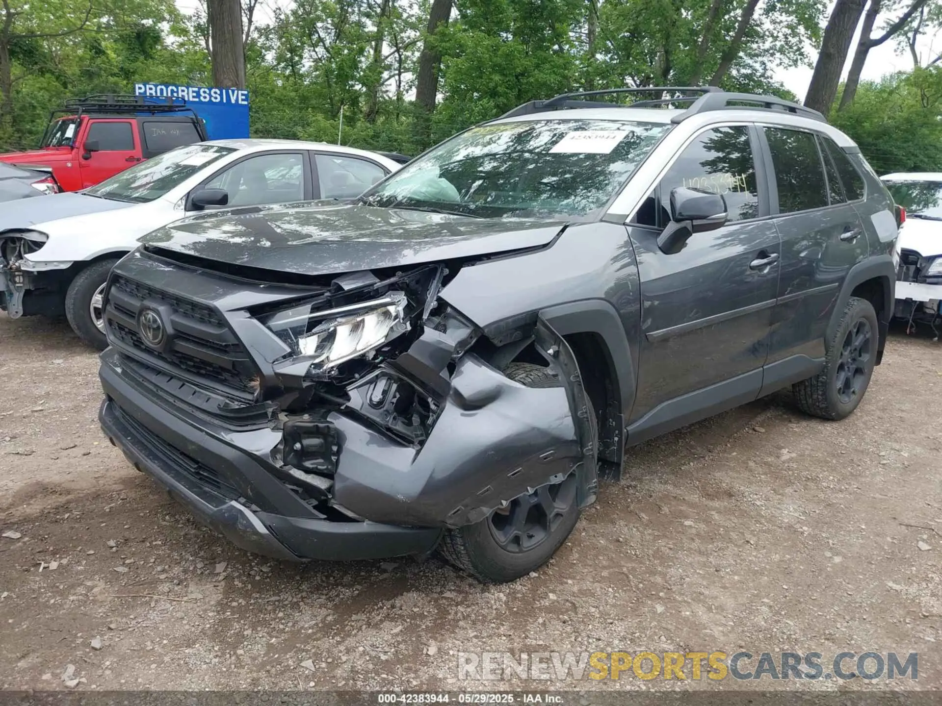 6 Photograph of a damaged car 2T3J1RFV4LC087234 TOYOTA RAV4 2020