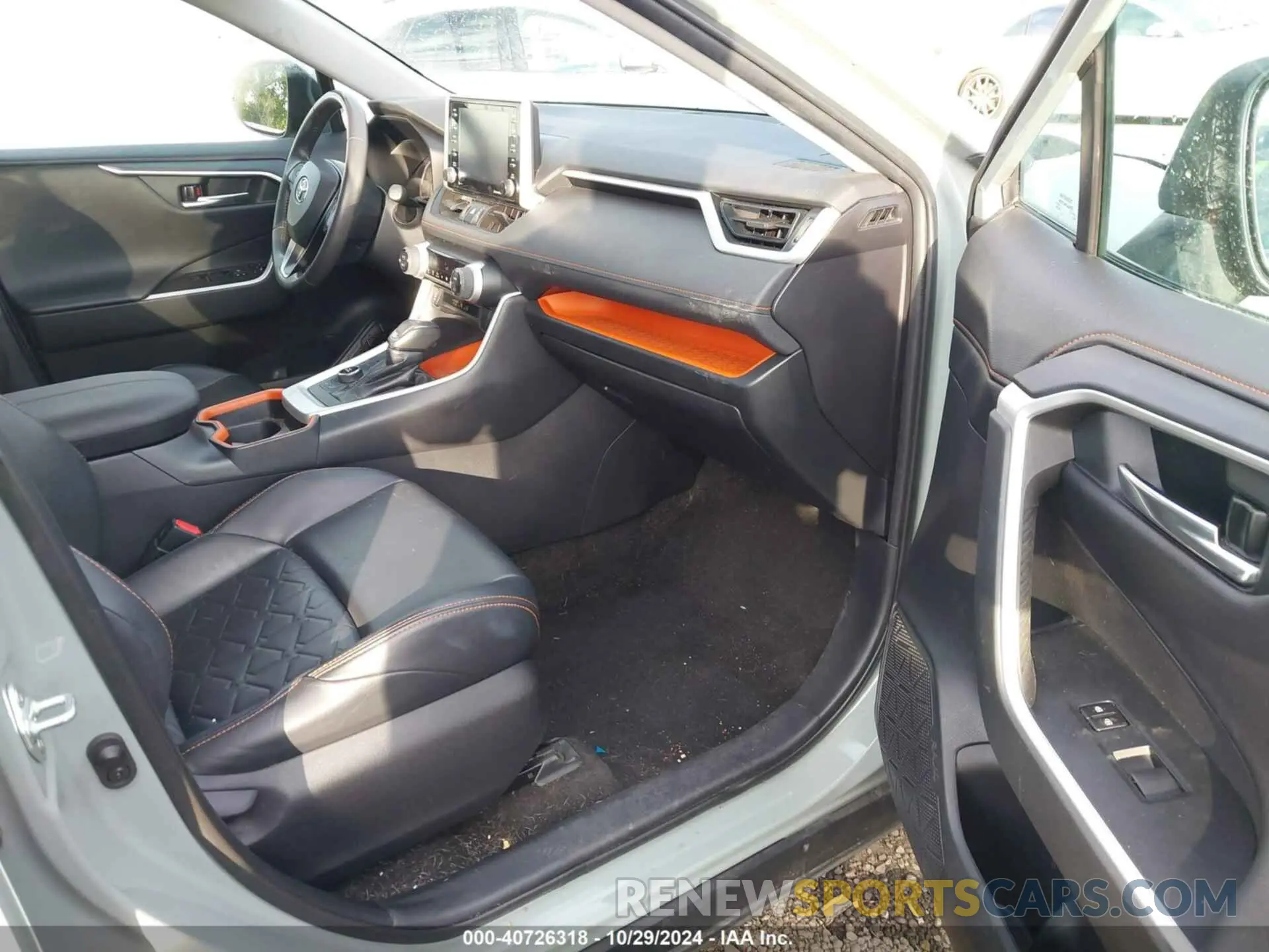 5 Фотография поврежденного автомобиля 2T3J1RFV5LC074220 TOYOTA RAV4 2020