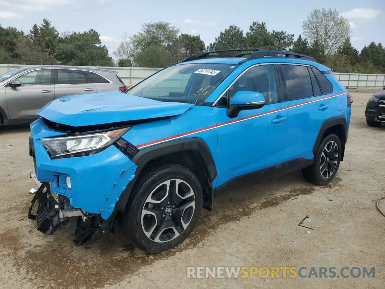 1 Photograph of a damaged car 2T3J1RFV6LC064523 TOYOTA RAV4 2020