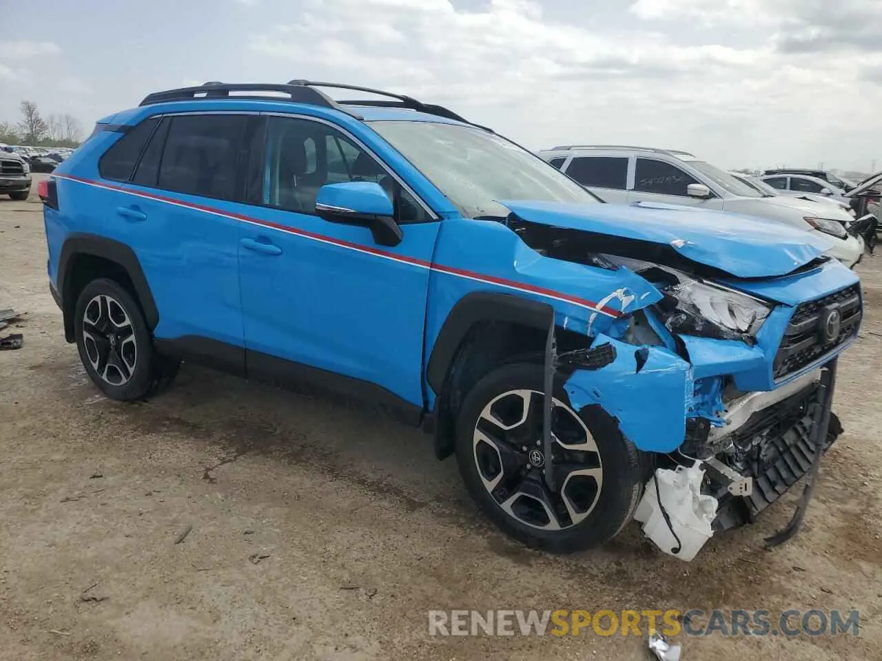 4 Photograph of a damaged car 2T3J1RFV6LC064523 TOYOTA RAV4 2020