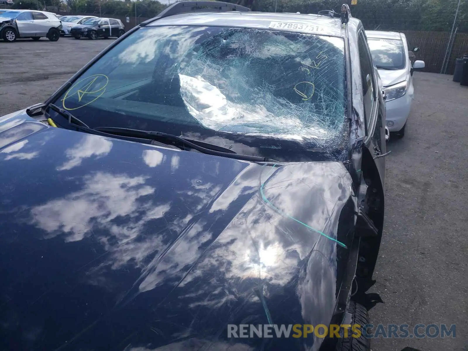 9 Photograph of a damaged car 2T3J1RFV7LC080603 TOYOTA RAV4 2020