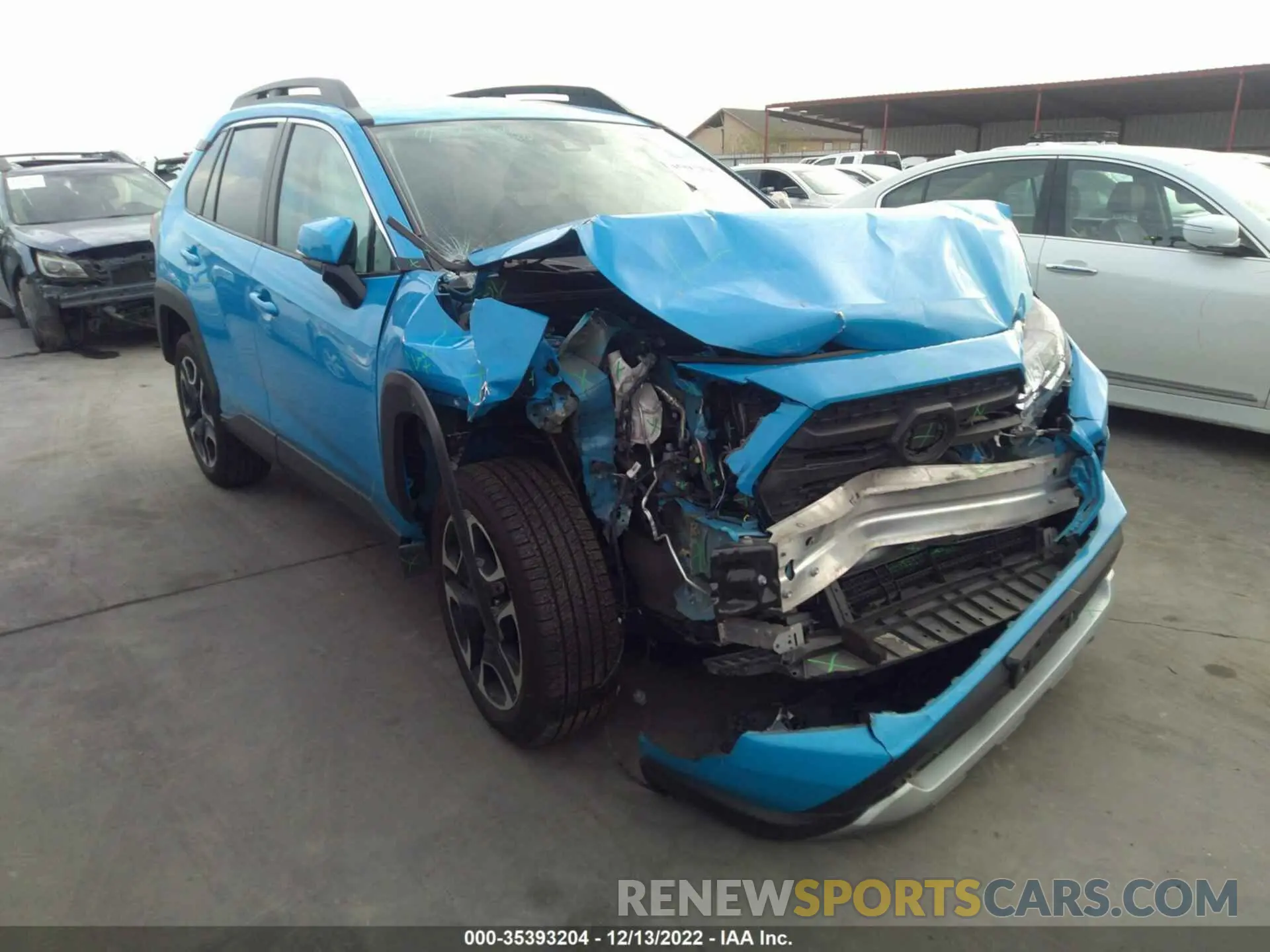 1 Фотография поврежденного автомобиля 2T3J1RFV7LC088863 TOYOTA RAV4 2020