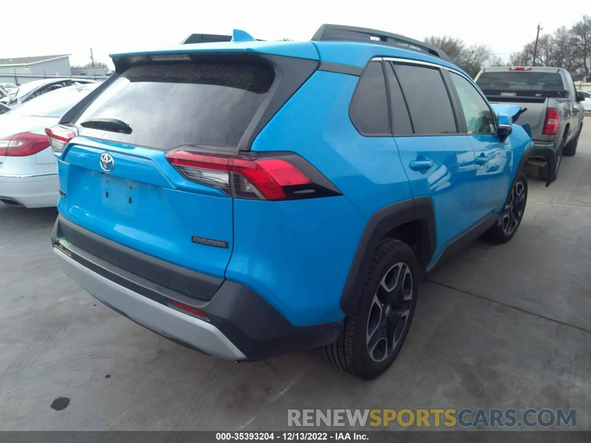 4 Фотография поврежденного автомобиля 2T3J1RFV7LC088863 TOYOTA RAV4 2020