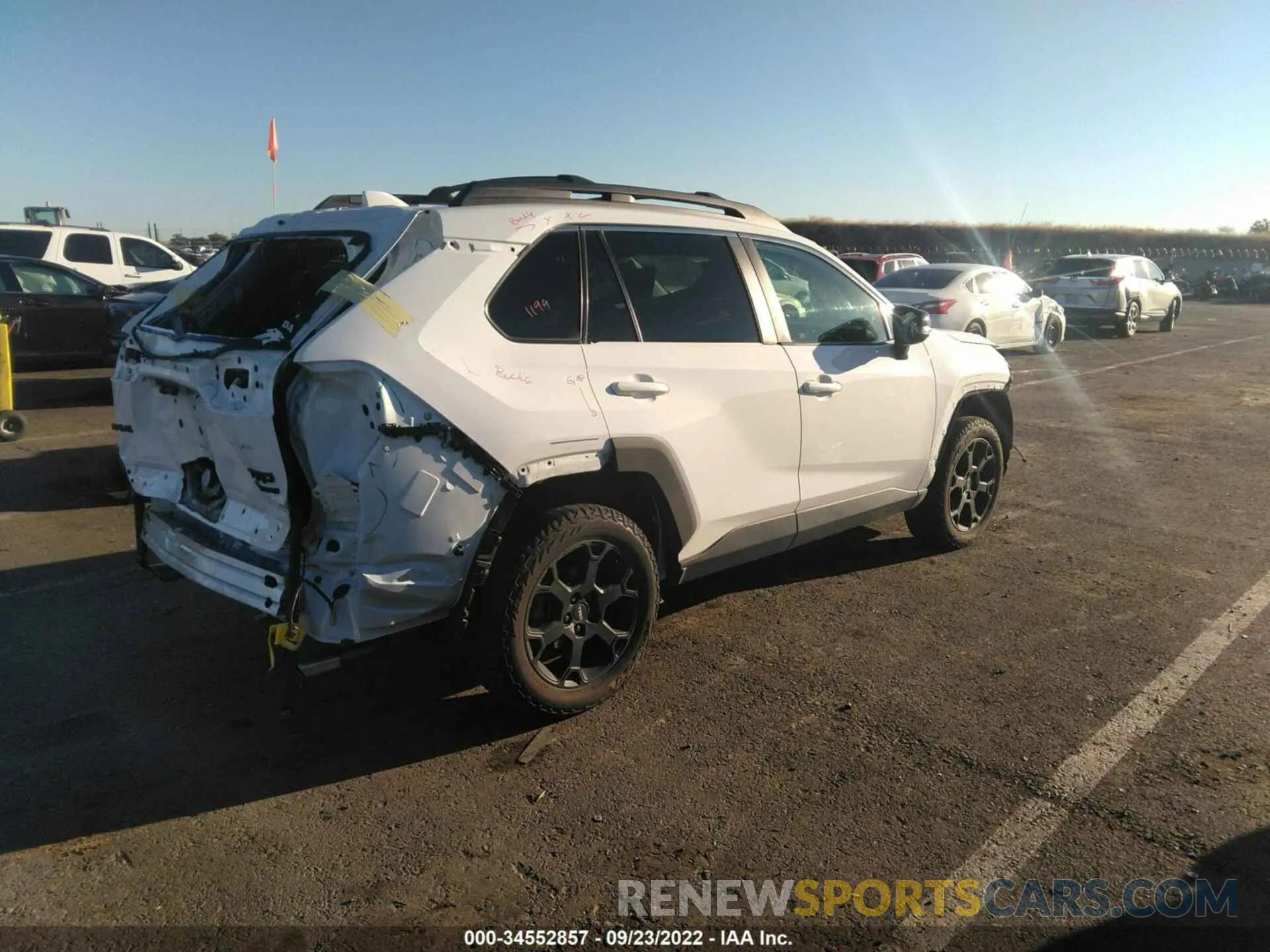 4 Photograph of a damaged car 2T3J1RFV7LC113292 TOYOTA RAV4 2020