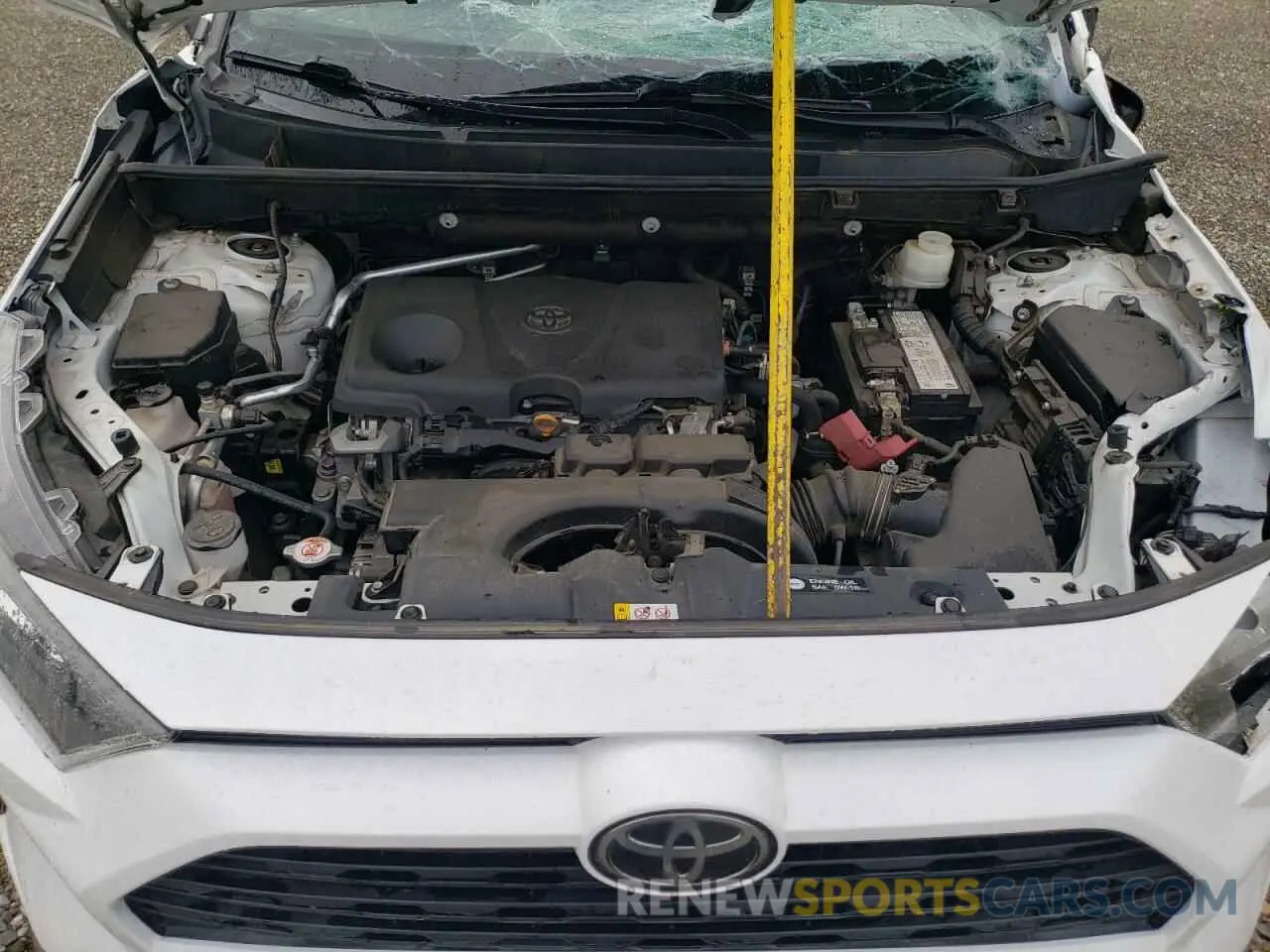 13 Photograph of a damaged car 2T3K1RFV5LW063818 TOYOTA RAV4 2020