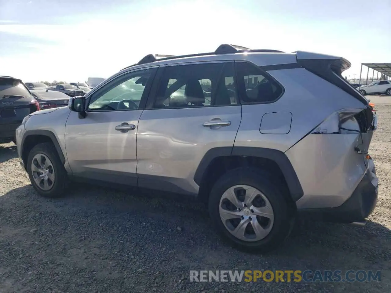 2 Фотография поврежденного автомобиля 2T3K1RFV7LW064131 TOYOTA RAV4 2020